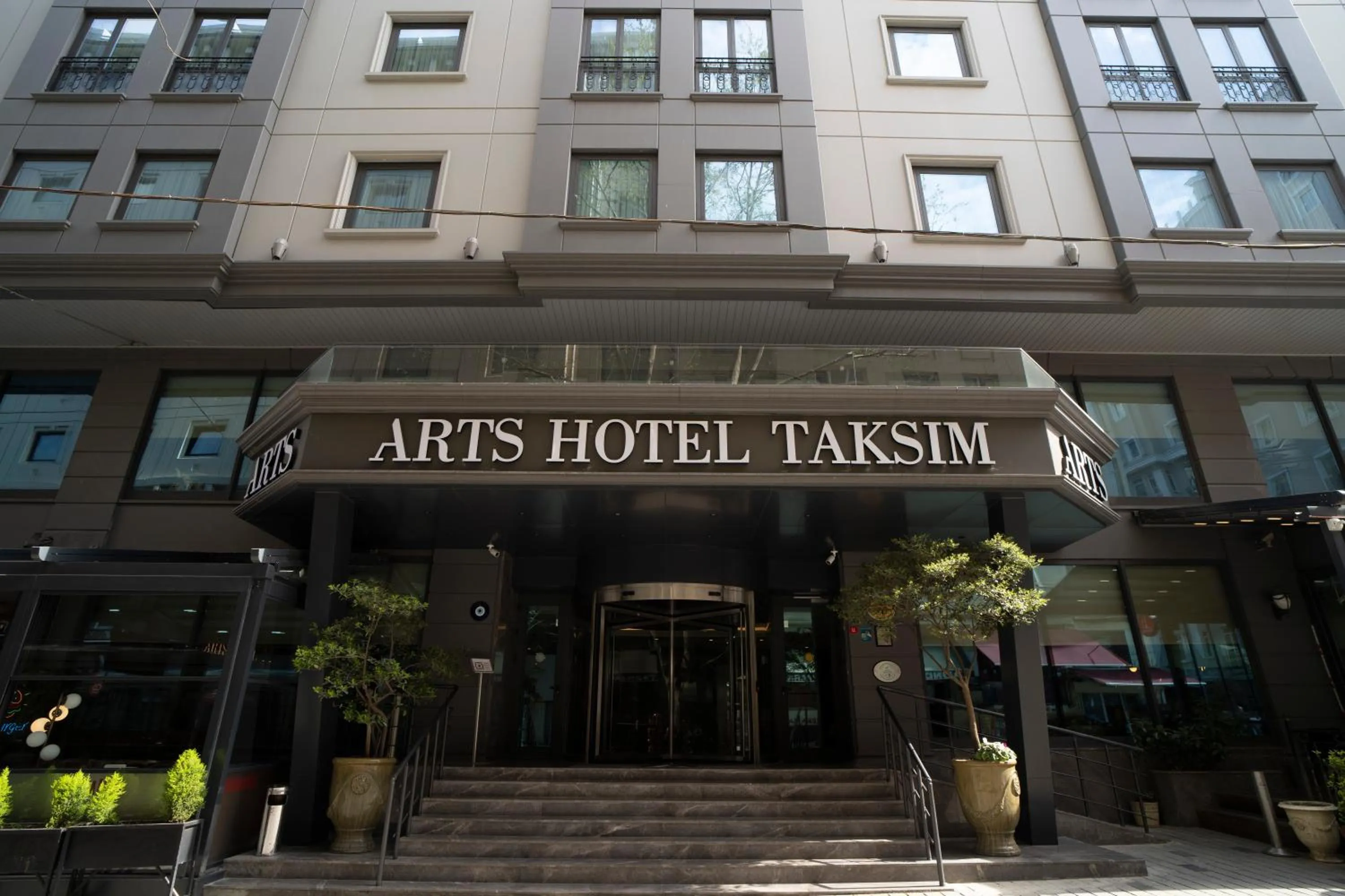 Facade/entrance in Arts Hotel Taksim
