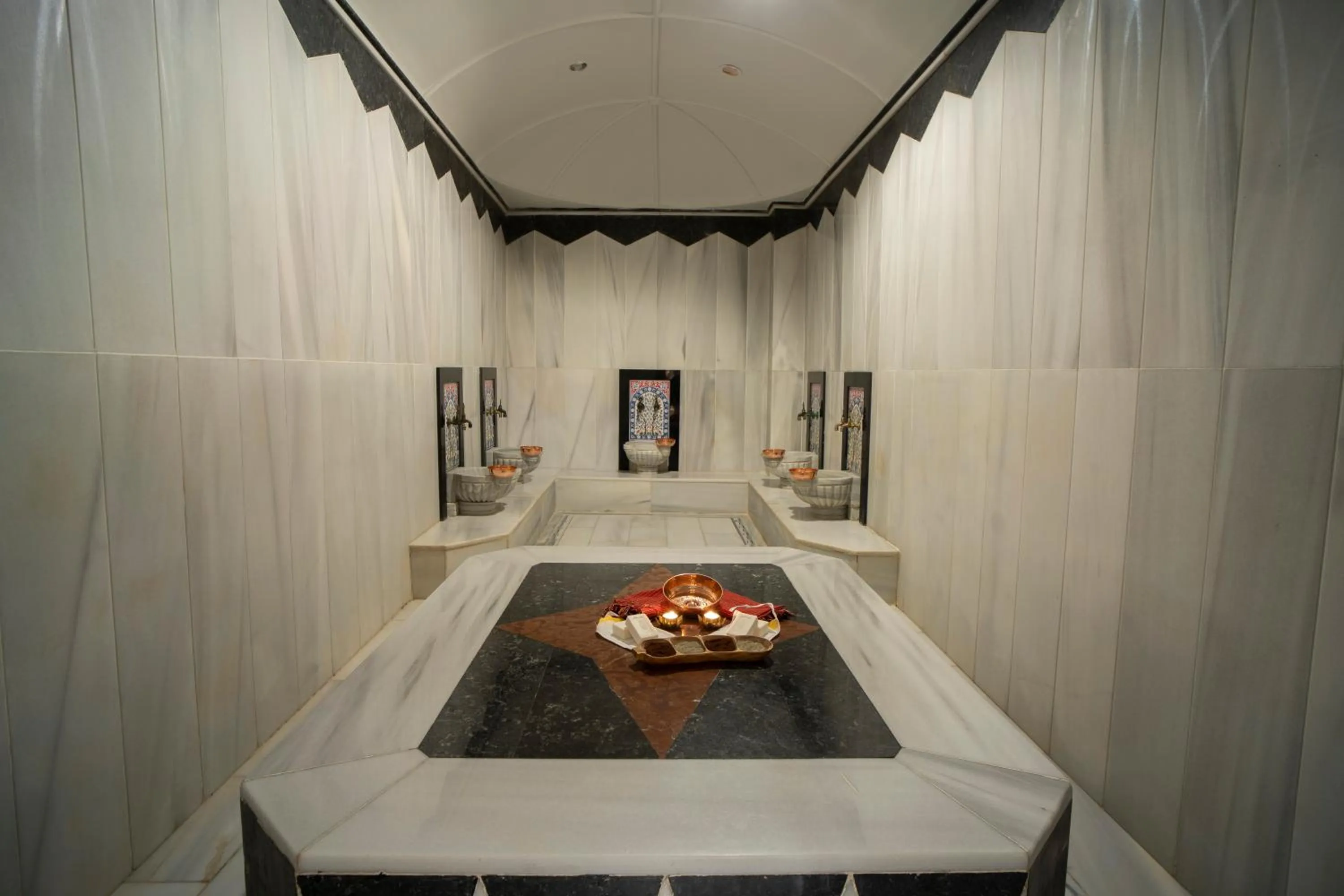 Public Bath in Arts Hotel Taksim