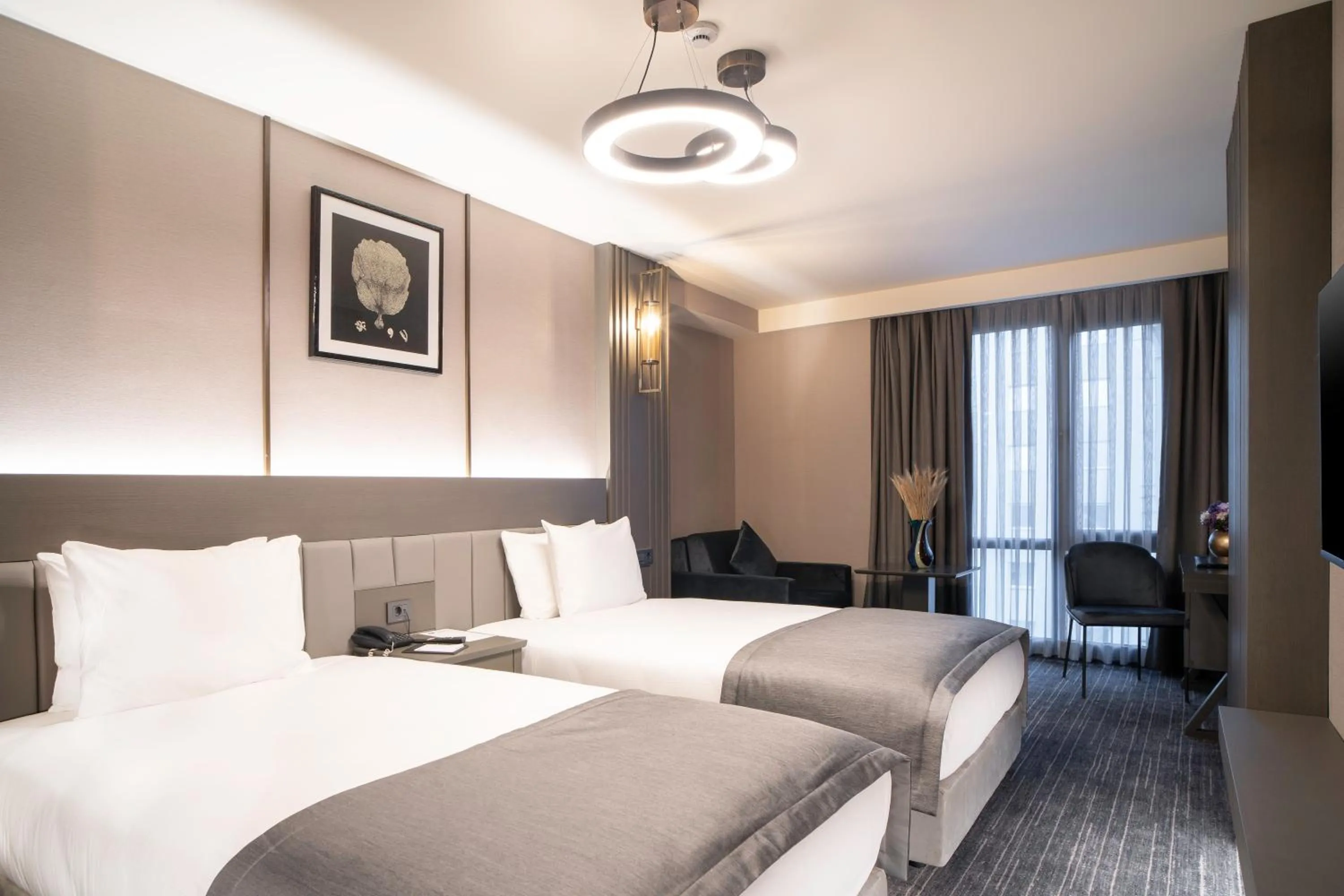 Bed in Arts Hotel Taksim