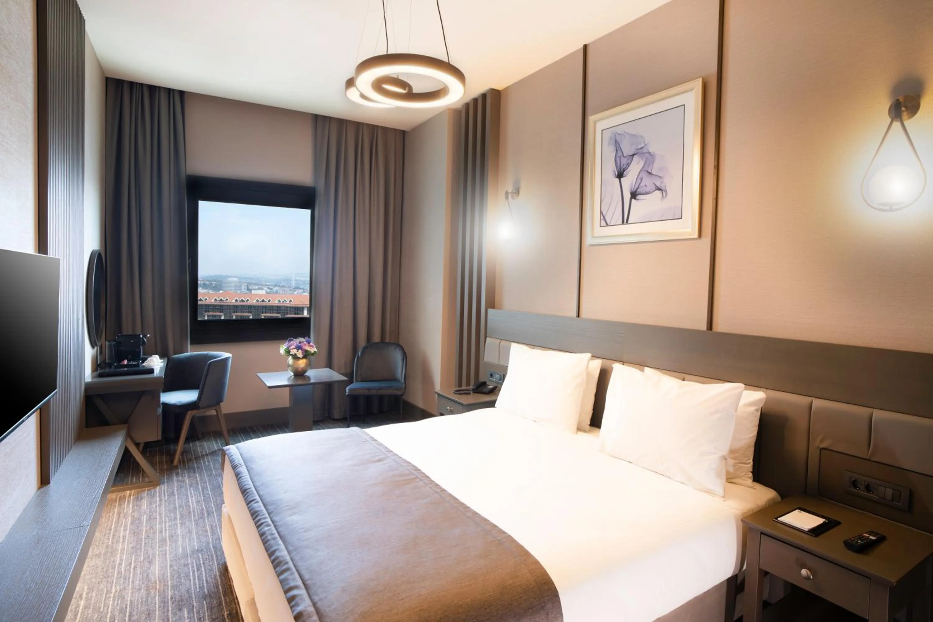 Bedroom, Bed in Arts Hotel Taksim