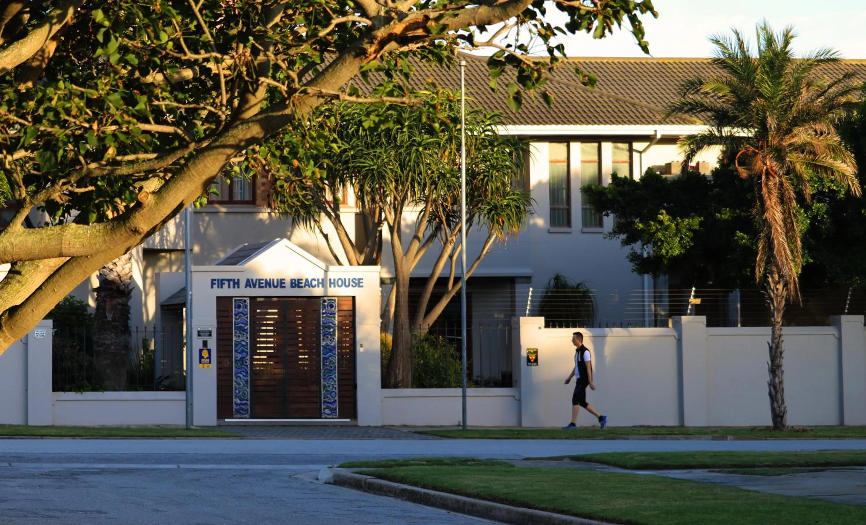Fifth Avenue Beach House