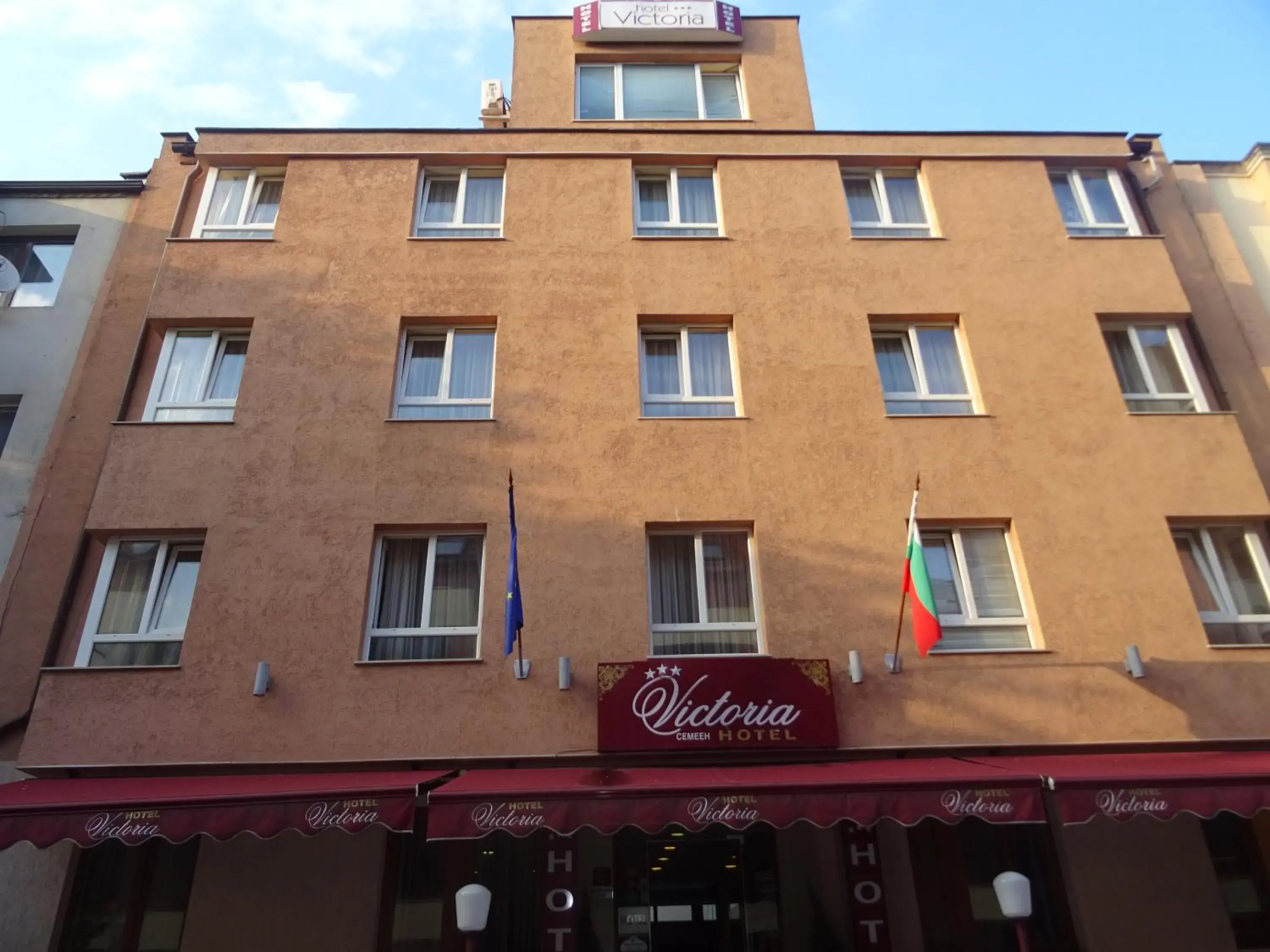 City view in Victoria Hotel City view in Victoria Hotel