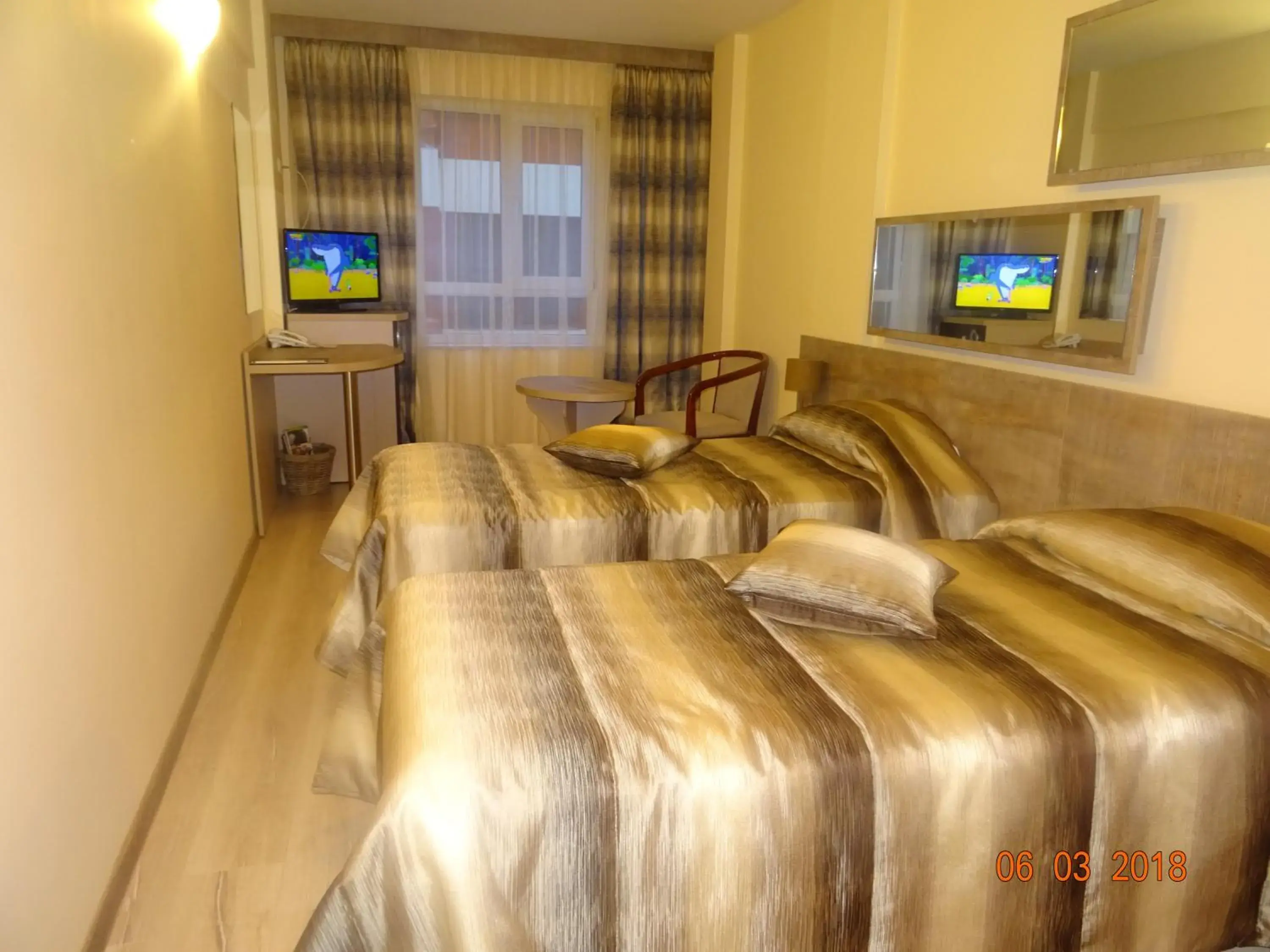 Photo of the whole room in Victoria Hotel Photo of the whole room in Victoria Hotel