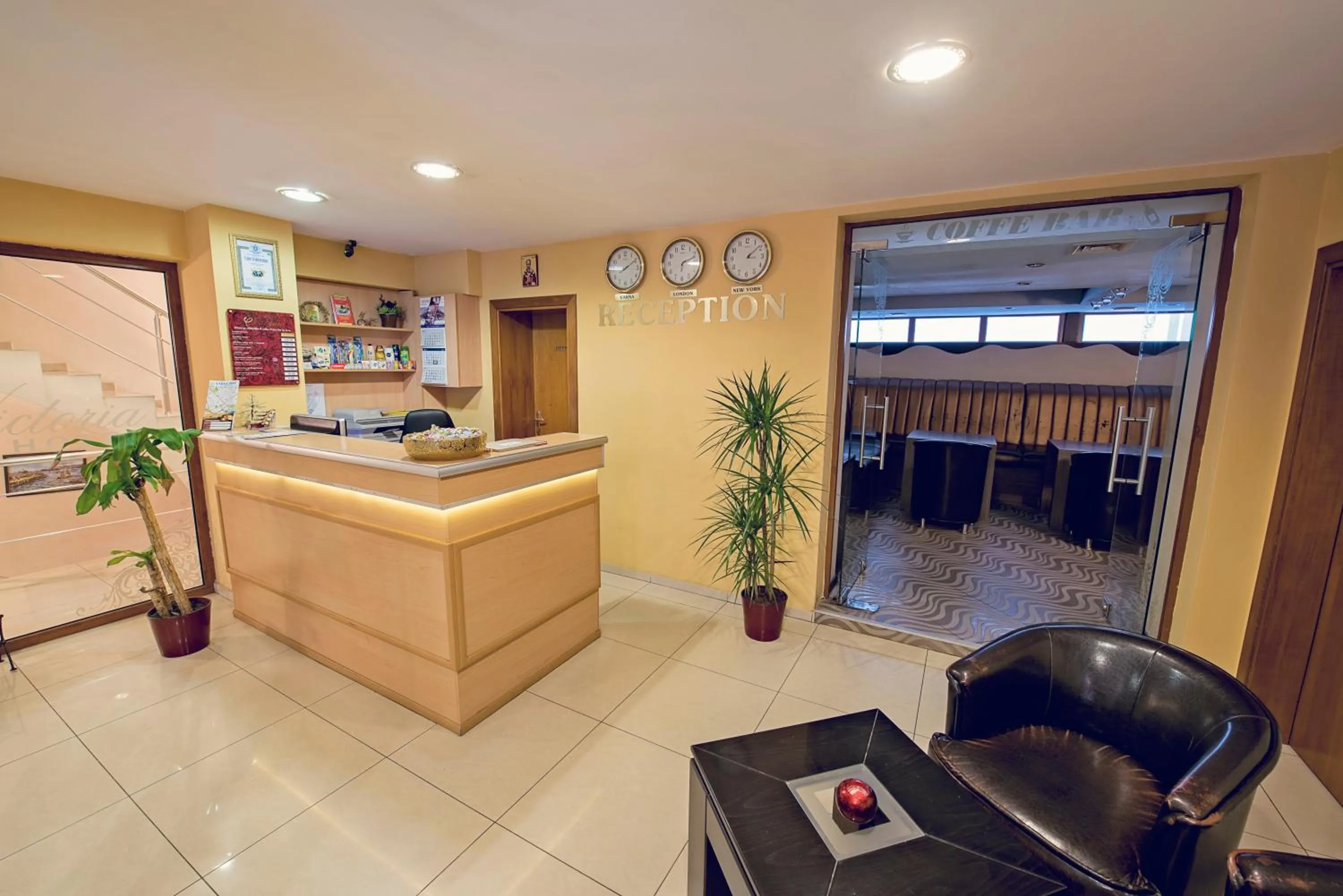 Lobby or reception in Victoria Hotel