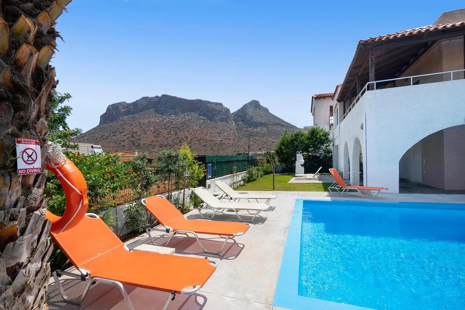 Golden Sea Villa