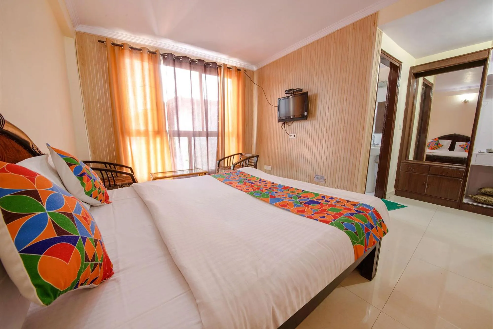 Bed in FabExpress Sapphire