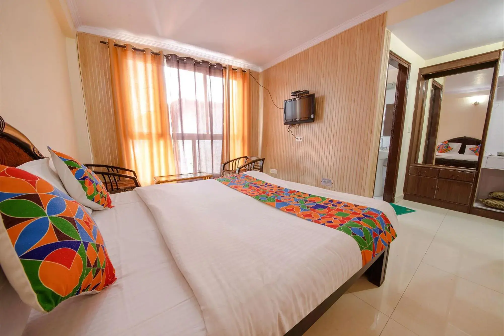 Bed in FabExpress Sapphire Bed in FabExpress Sapphire