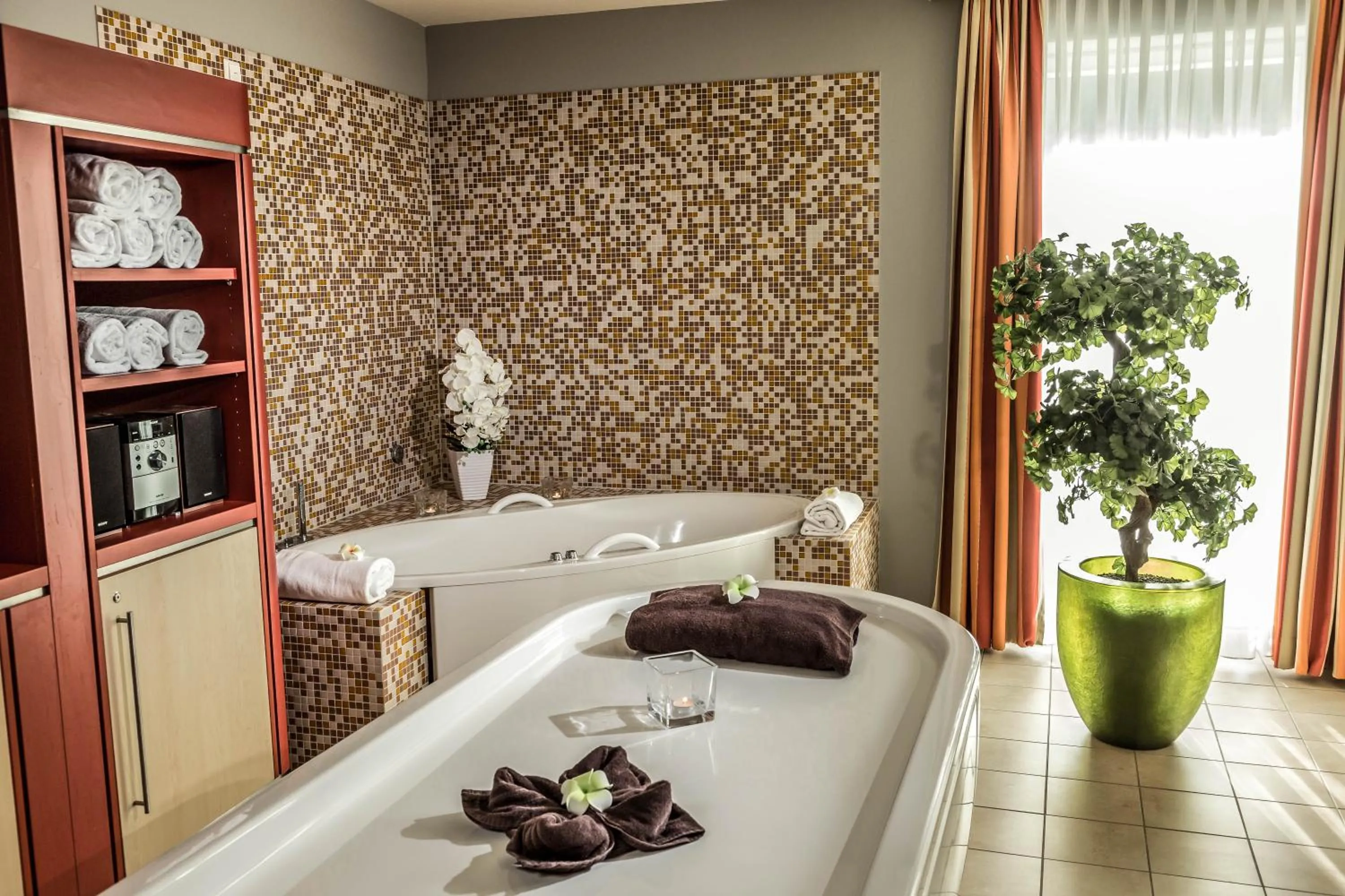 Spa and wellness centre/facilities, Bed in Seehotel Fleesensee