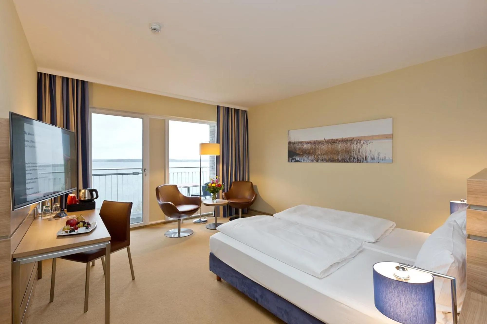 Balcony/Terrace, Bed in Seehotel Fleesensee