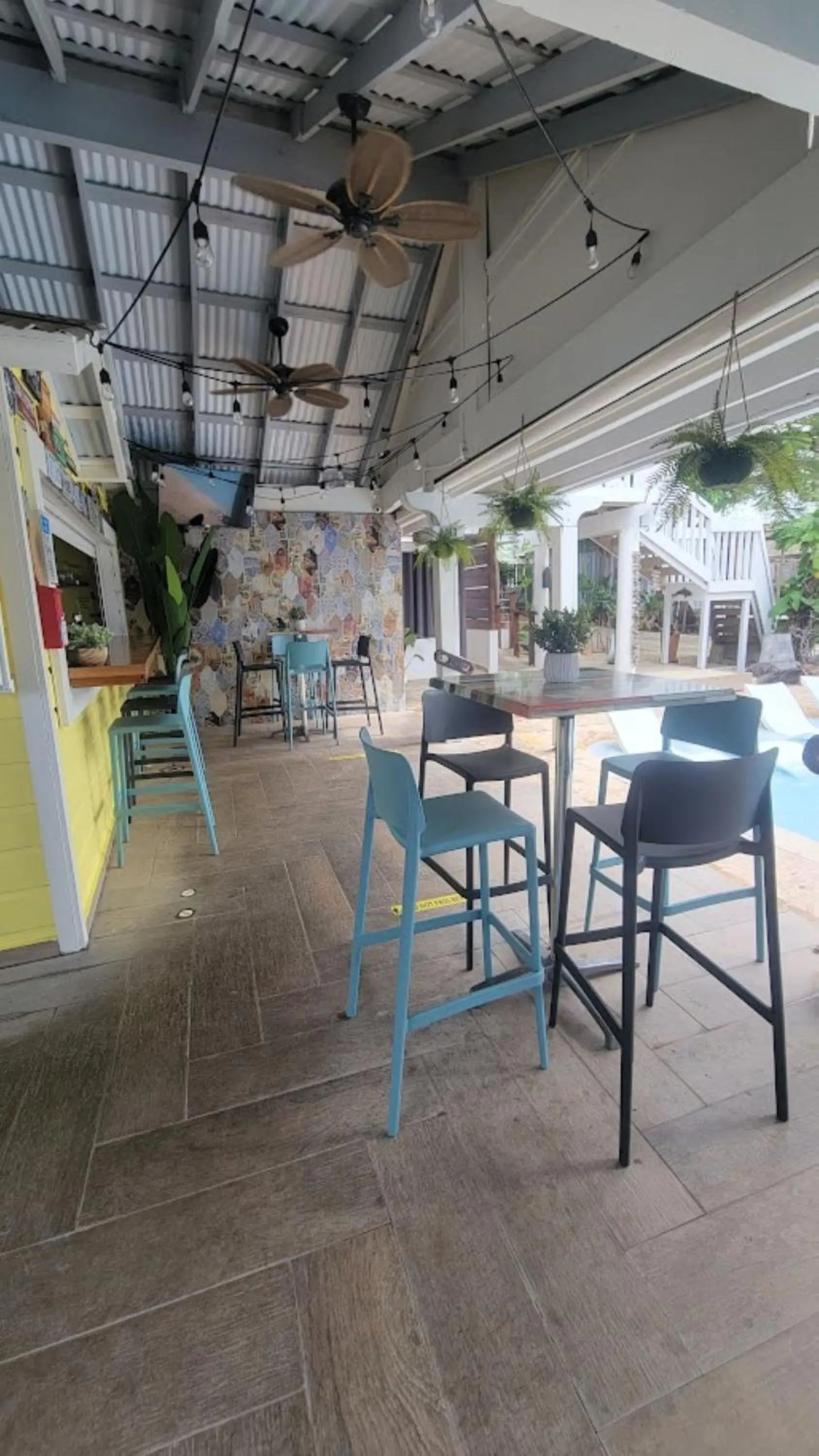 Seating area in La Jamaca - An Island Vibe Hotel