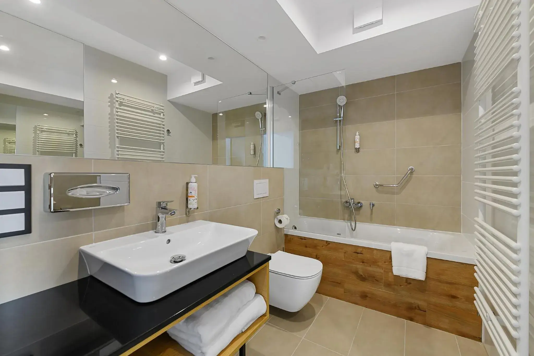 Standard King Room in Aparthotel Termy Uniejów Standard King Room in Aparthotel Termy Uniejów