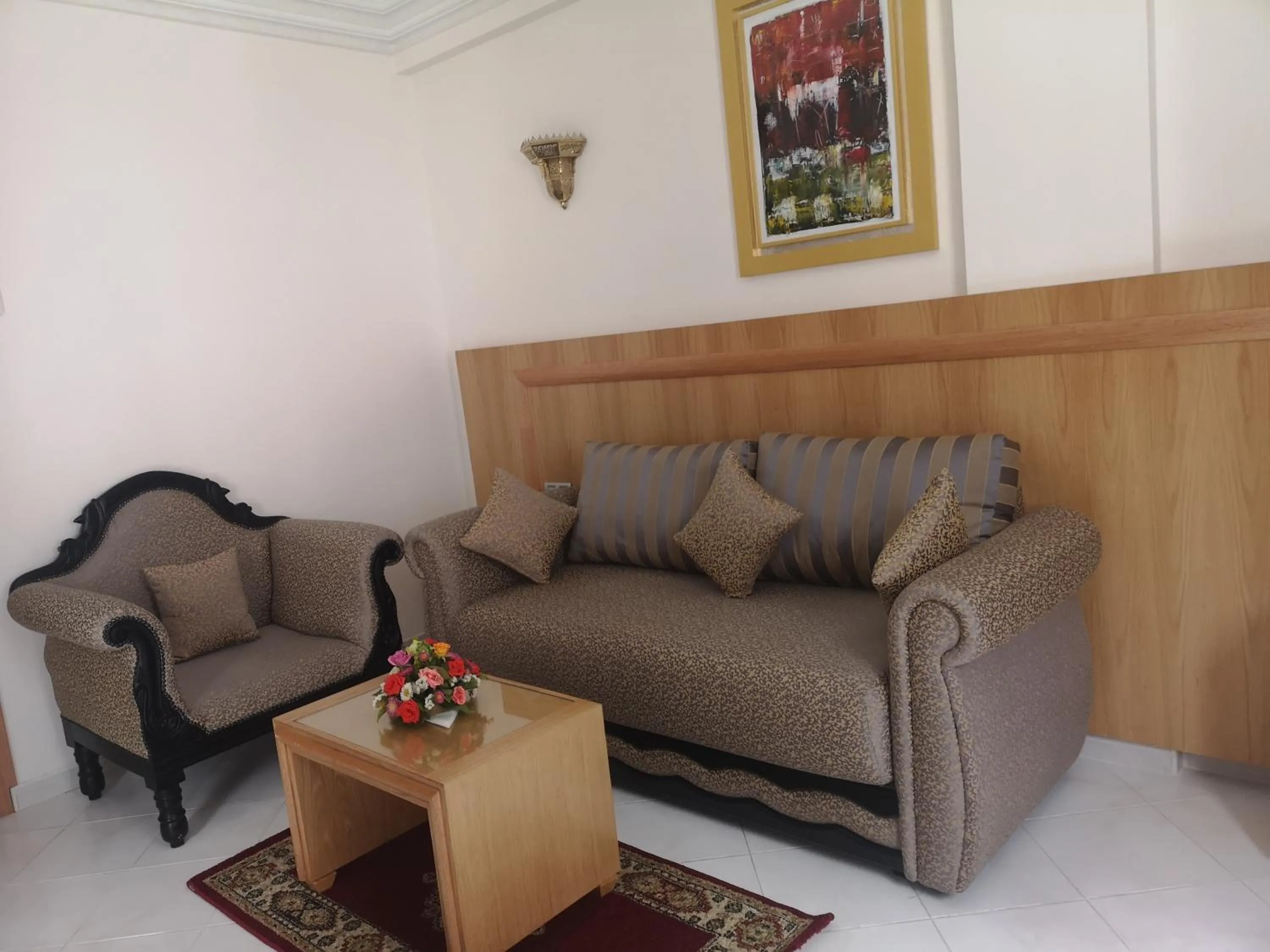 Living room in Majliss Hotel Downtown