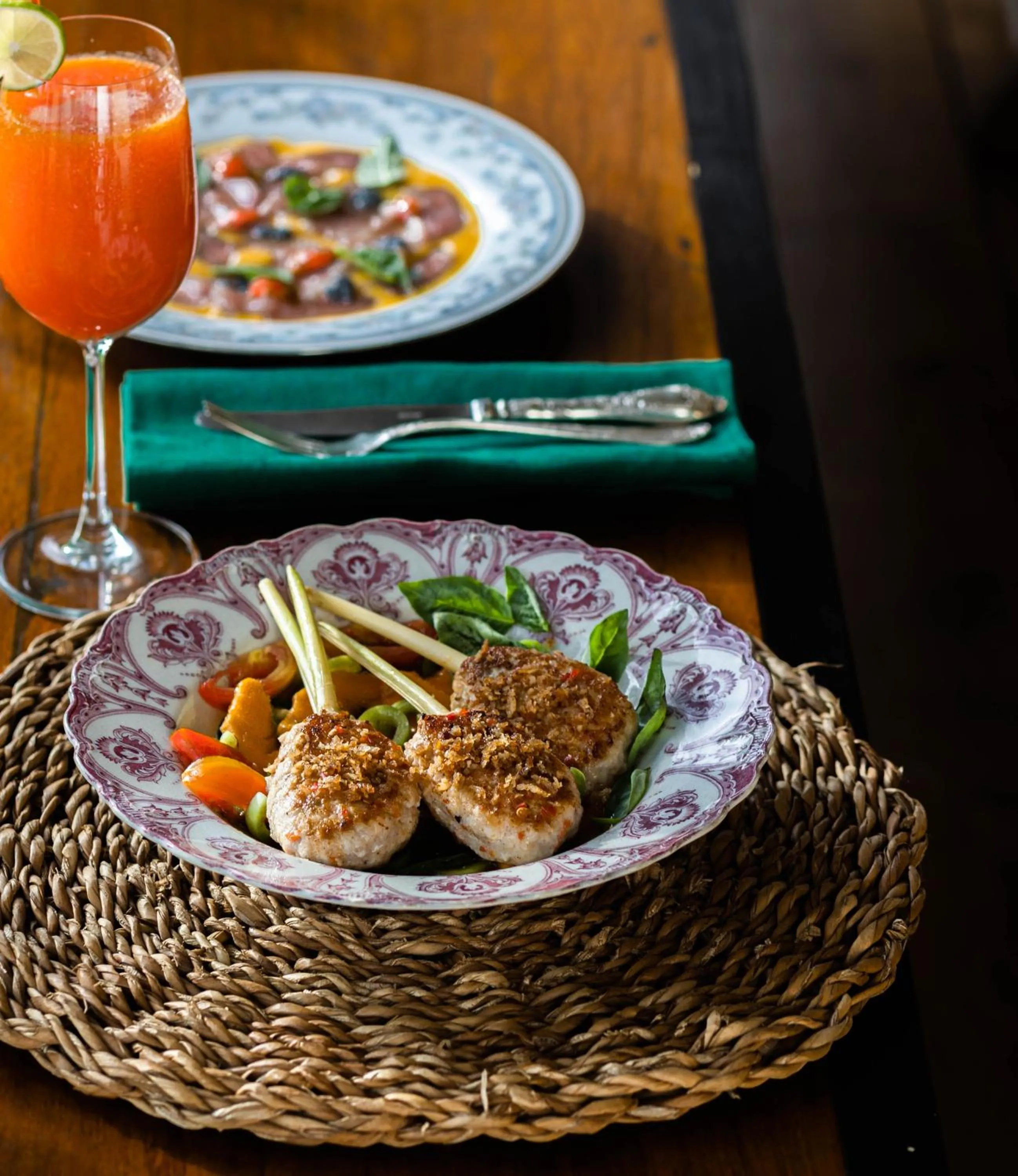 Restaurant/places to eat in Villa SPACE