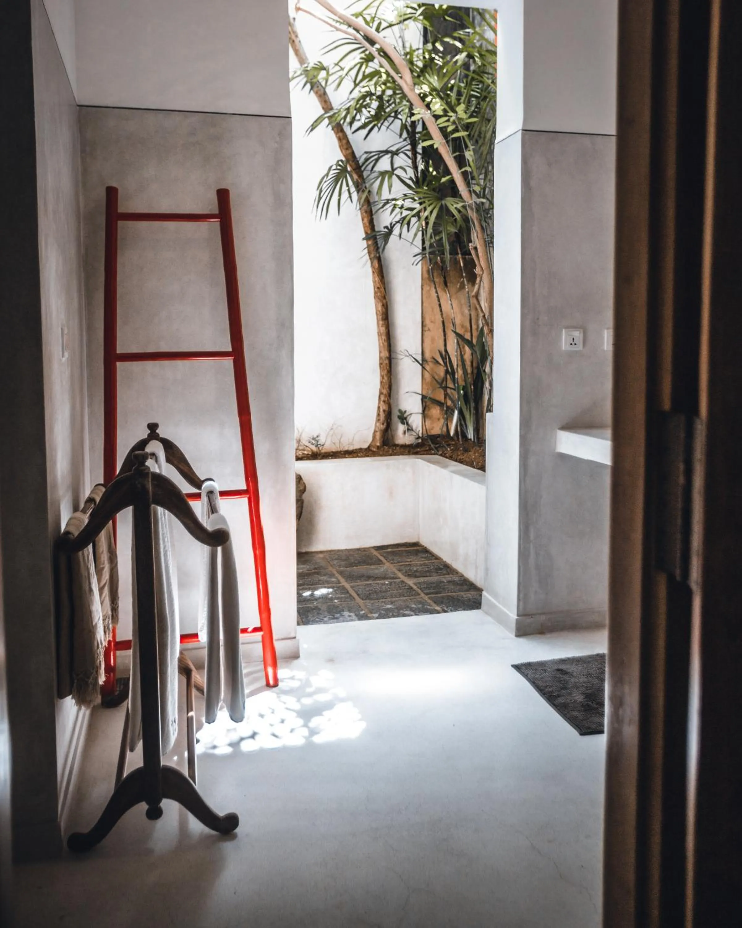 Property building in Villa SPACE