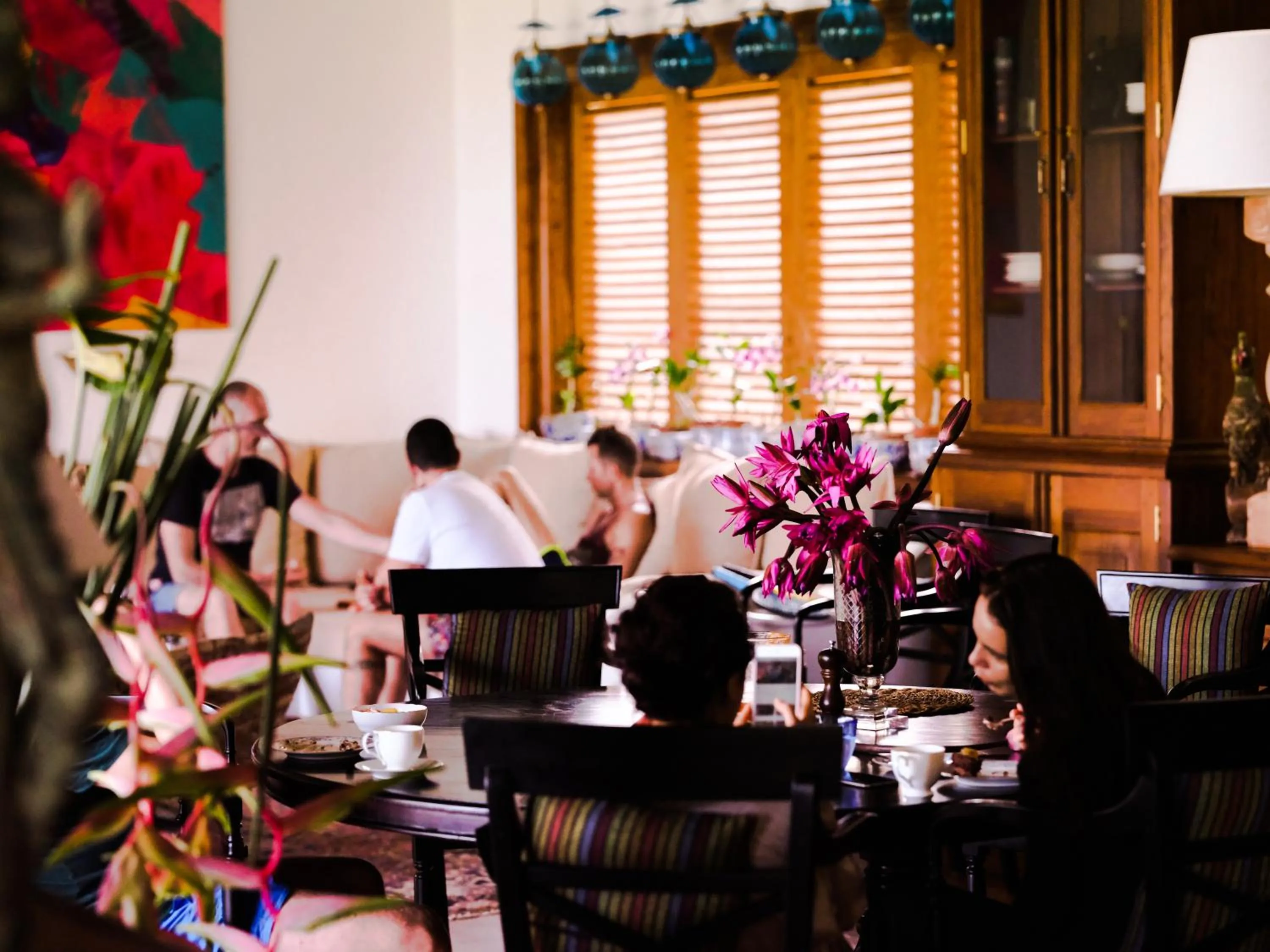 Restaurant/places to eat in Villa SPACE