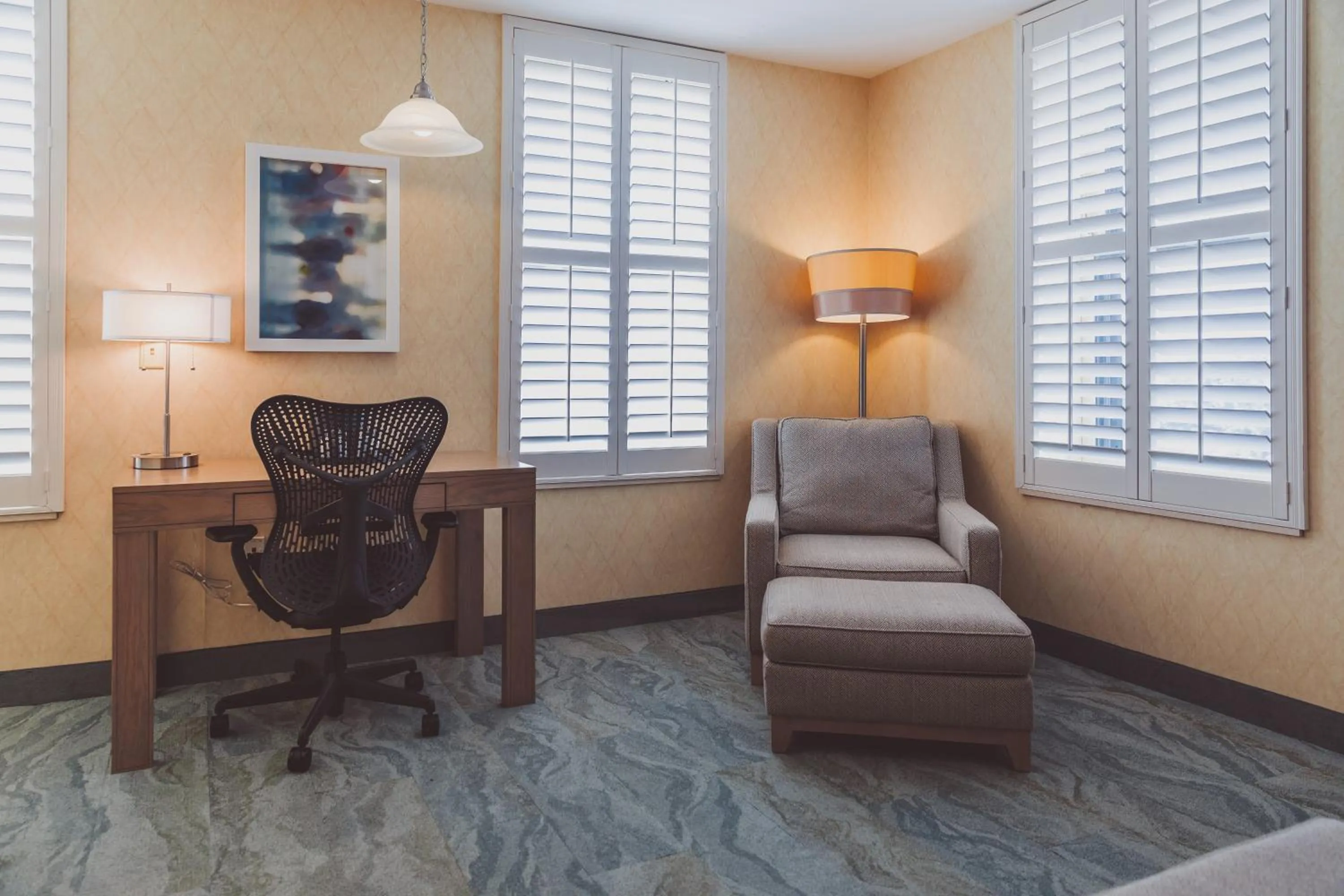 Photo of the whole room in The Parkview Hotel