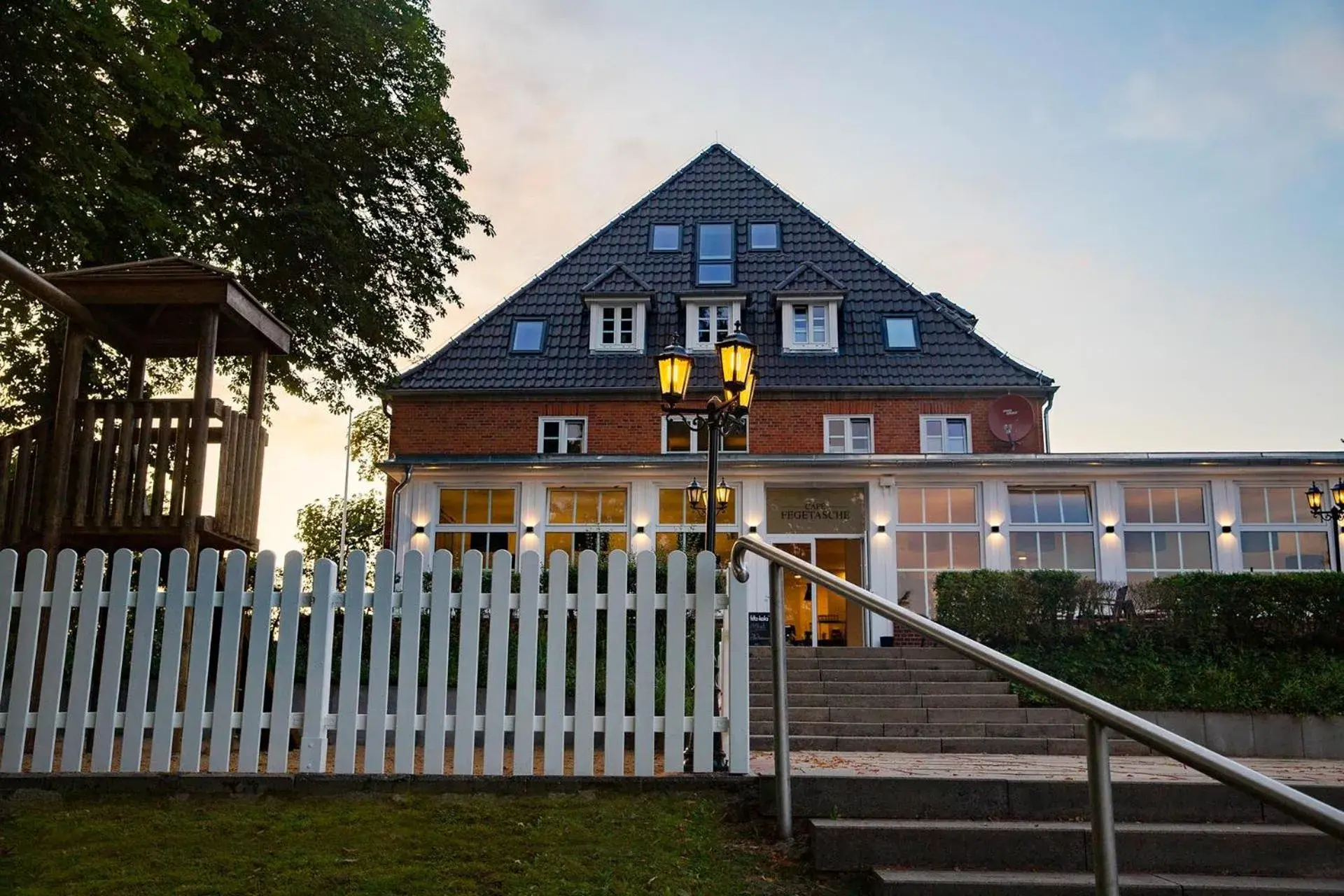 Property building in Lake House Plön Property building in Lake House Plön