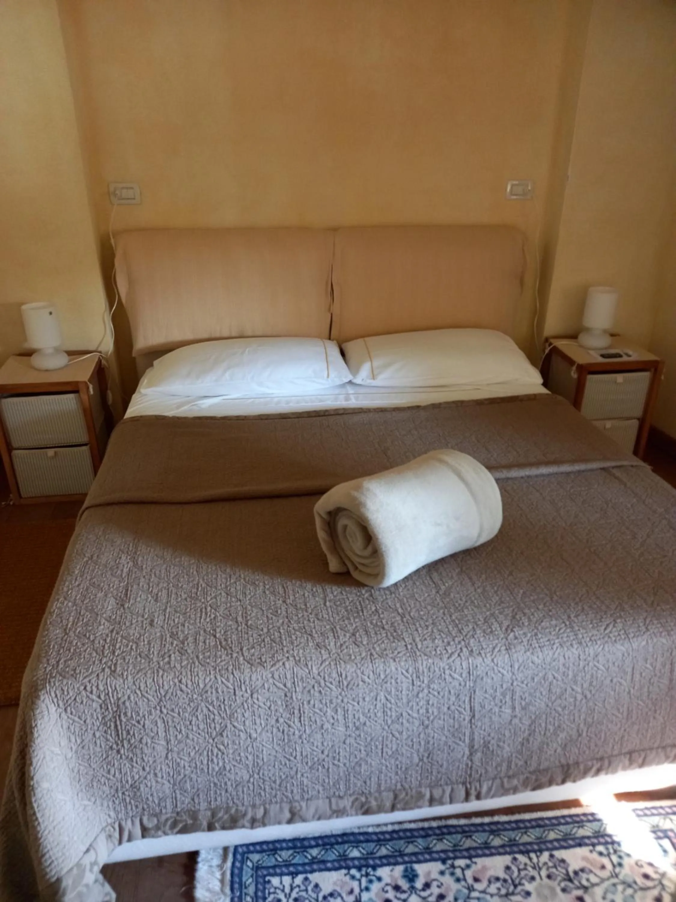 Bed in L'Oleandro sul Lago d'Iseo B&B