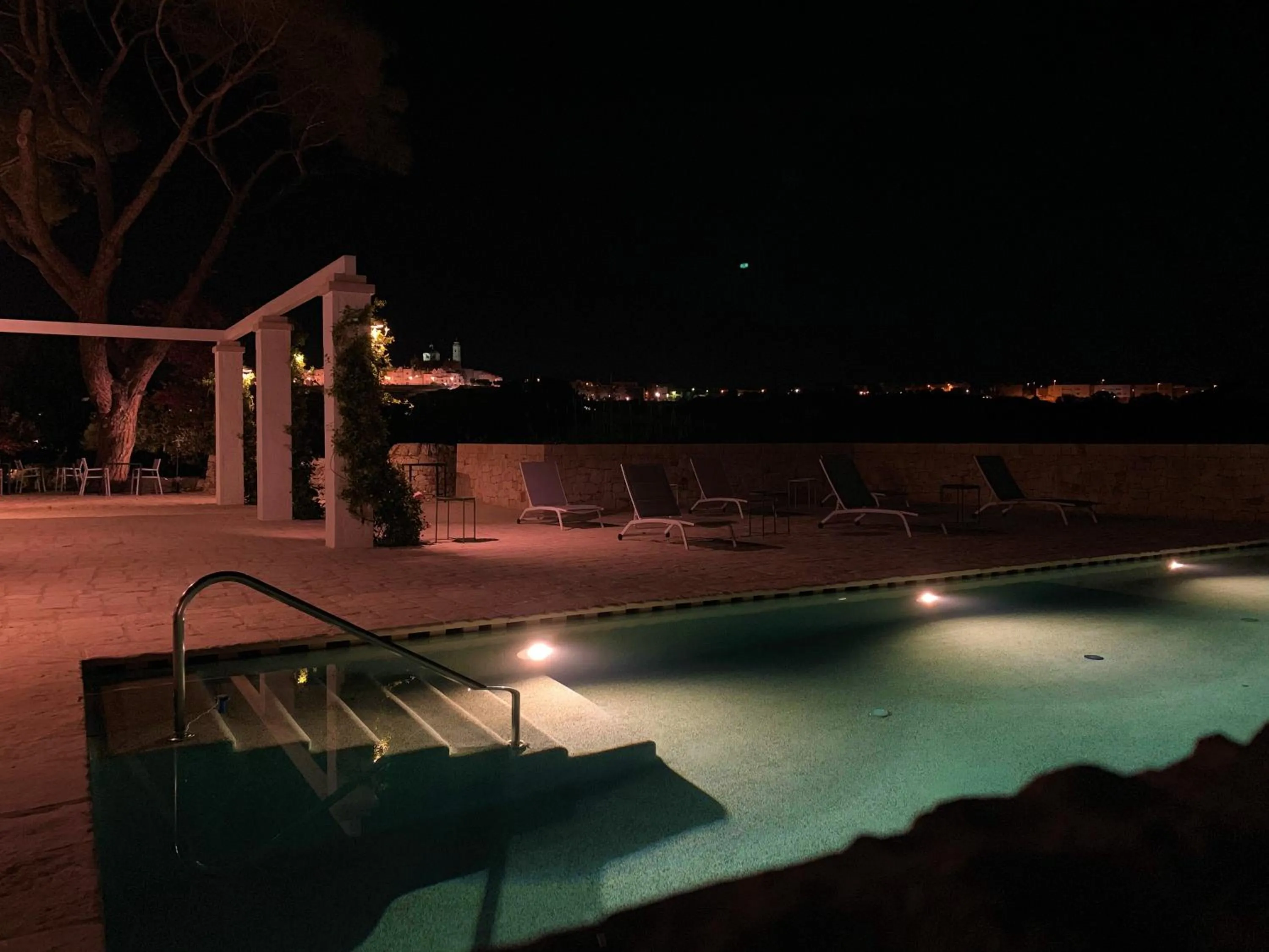 Pool view in Masseria Grofoleo