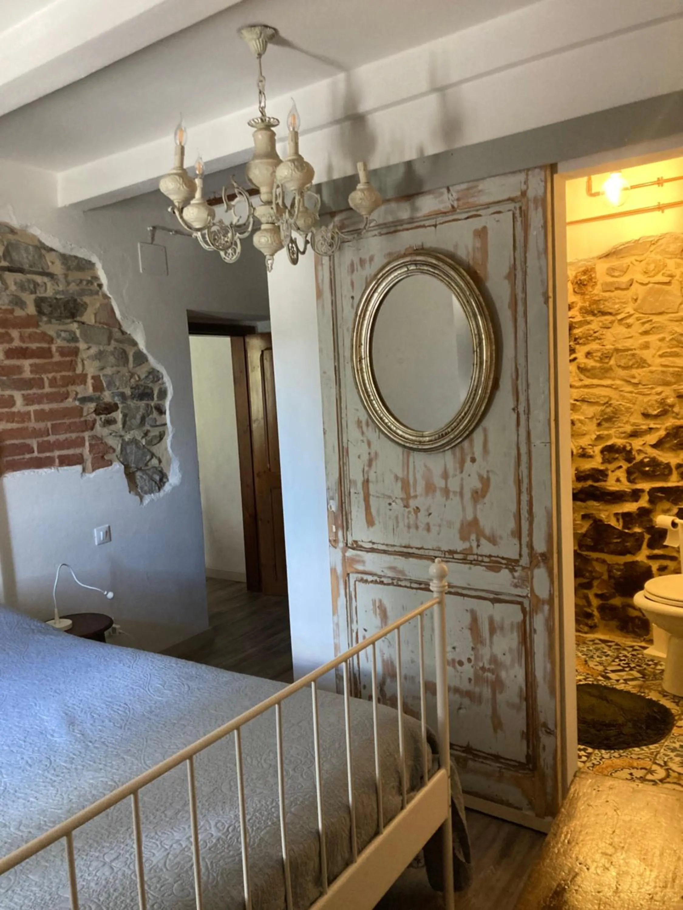 Bed in La pecora e l agnello