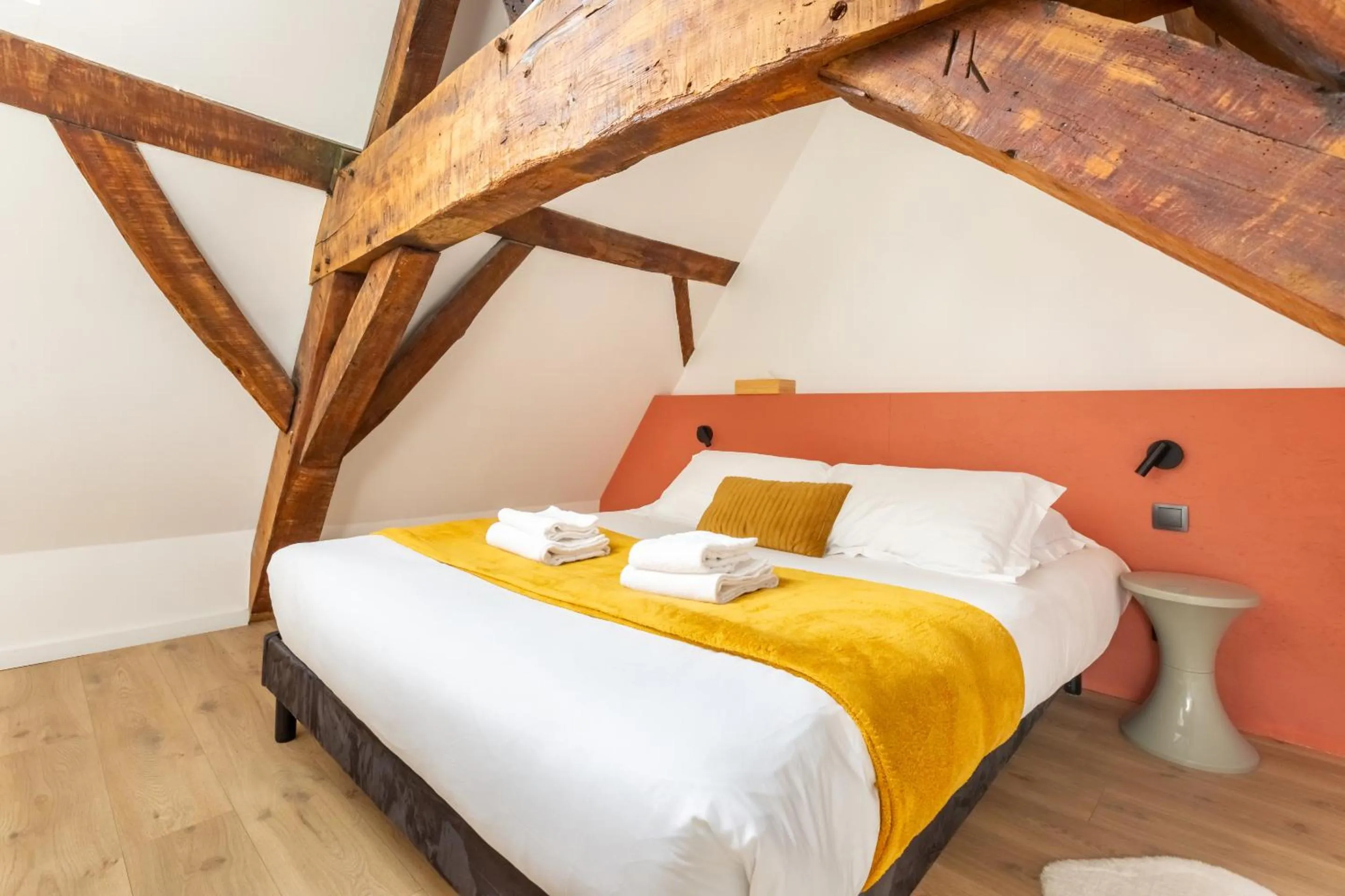 Bedroom, Bed in Le Chat Qui Dort - Vieux Lille II