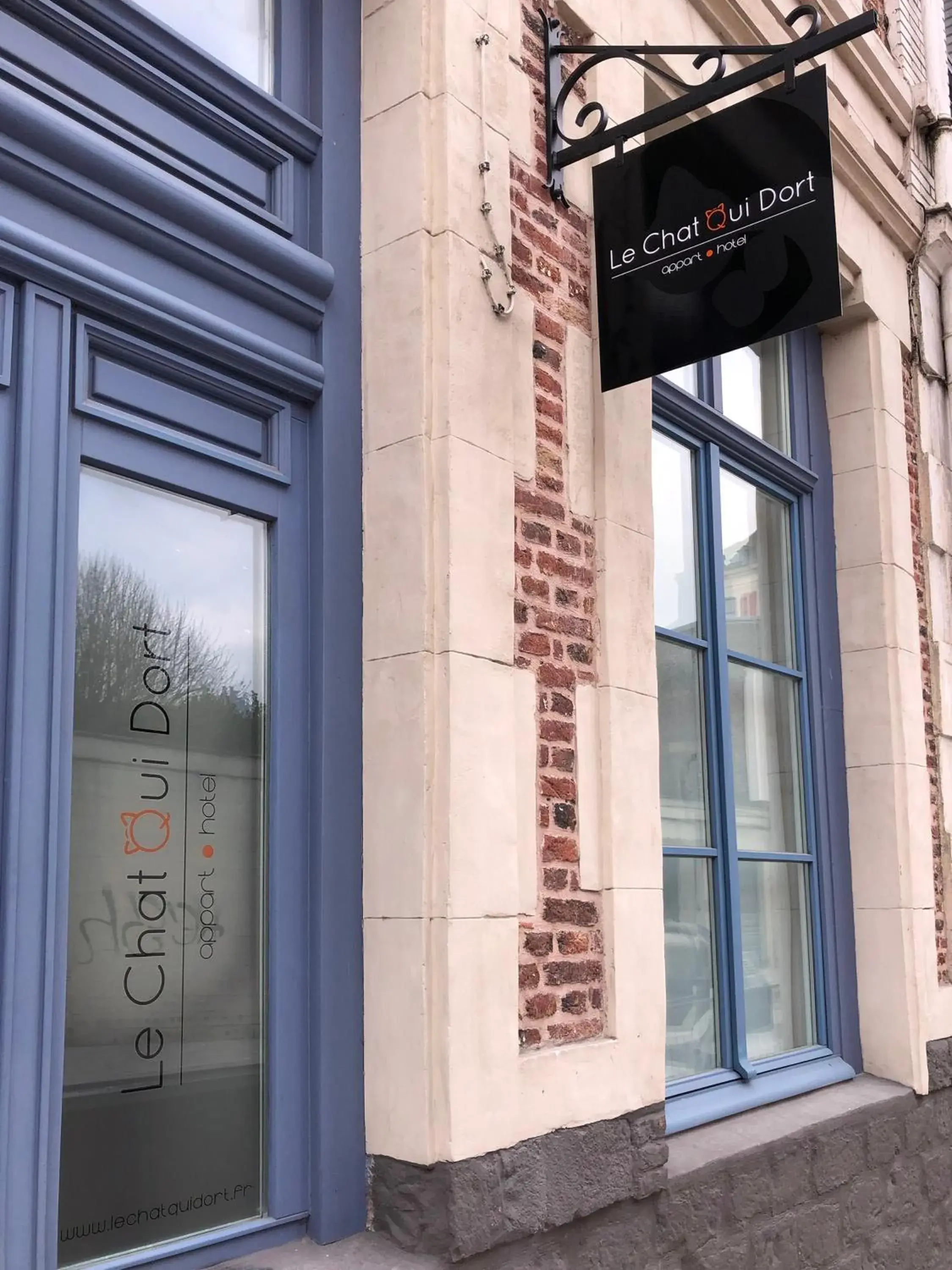 Property building in Au Chat Qui Dort Lille - Magasin Property building in Au Chat Qui Dort Lille - Magasin