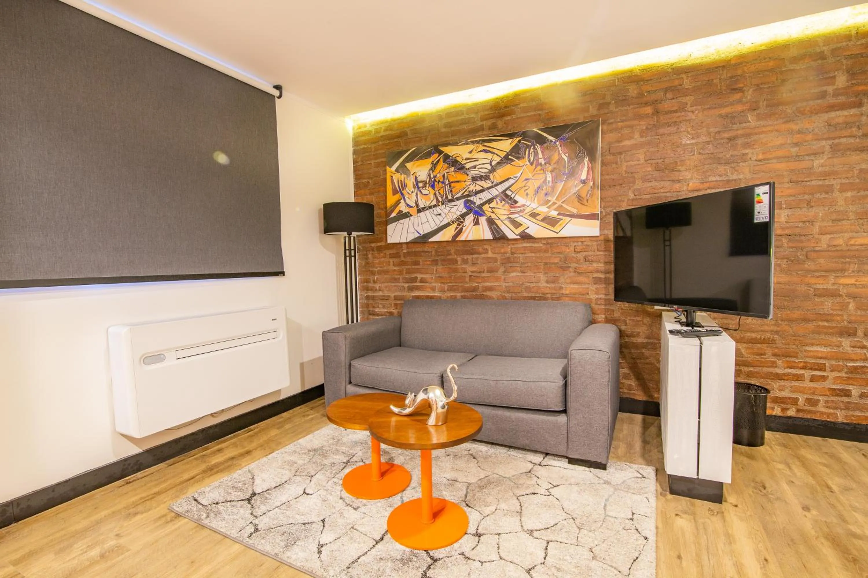 Living room in Hostal Boutique Black Cat