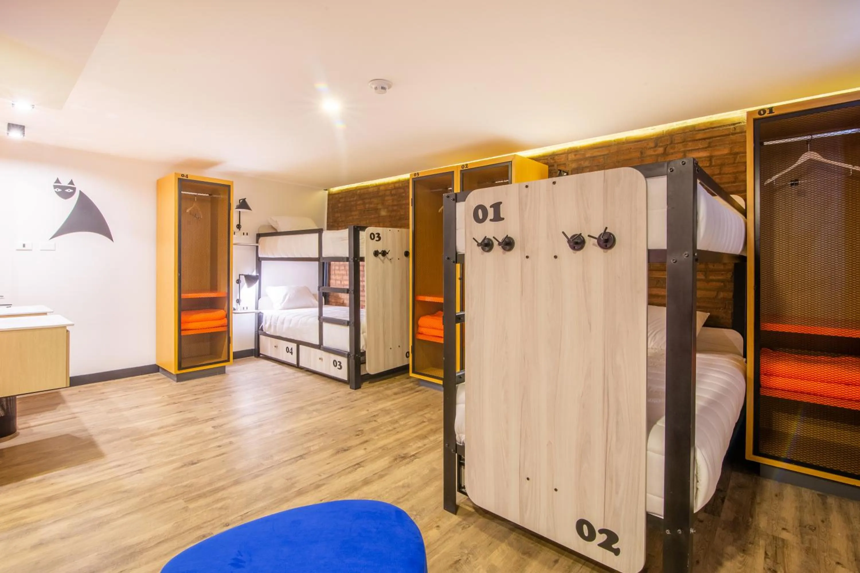 bunk bed in Hostal Boutique Black Cat