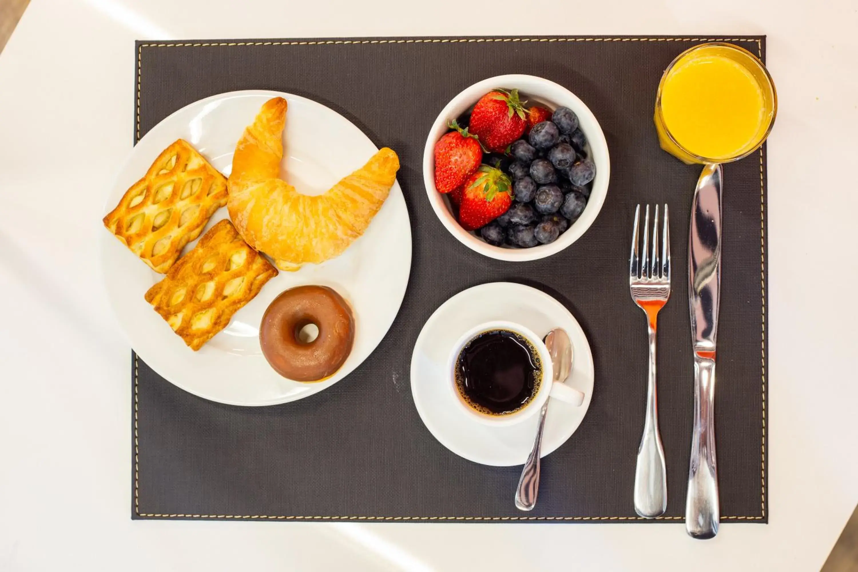 Continental breakfast in Hostal Boutique Black Cat Continental breakfast in Hostal Boutique Black Cat