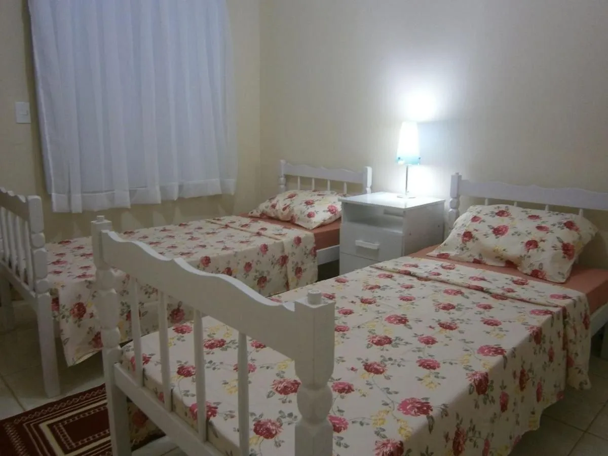 Bed in HoStel de Setiba - HOSPEDARIA OCA RUCA