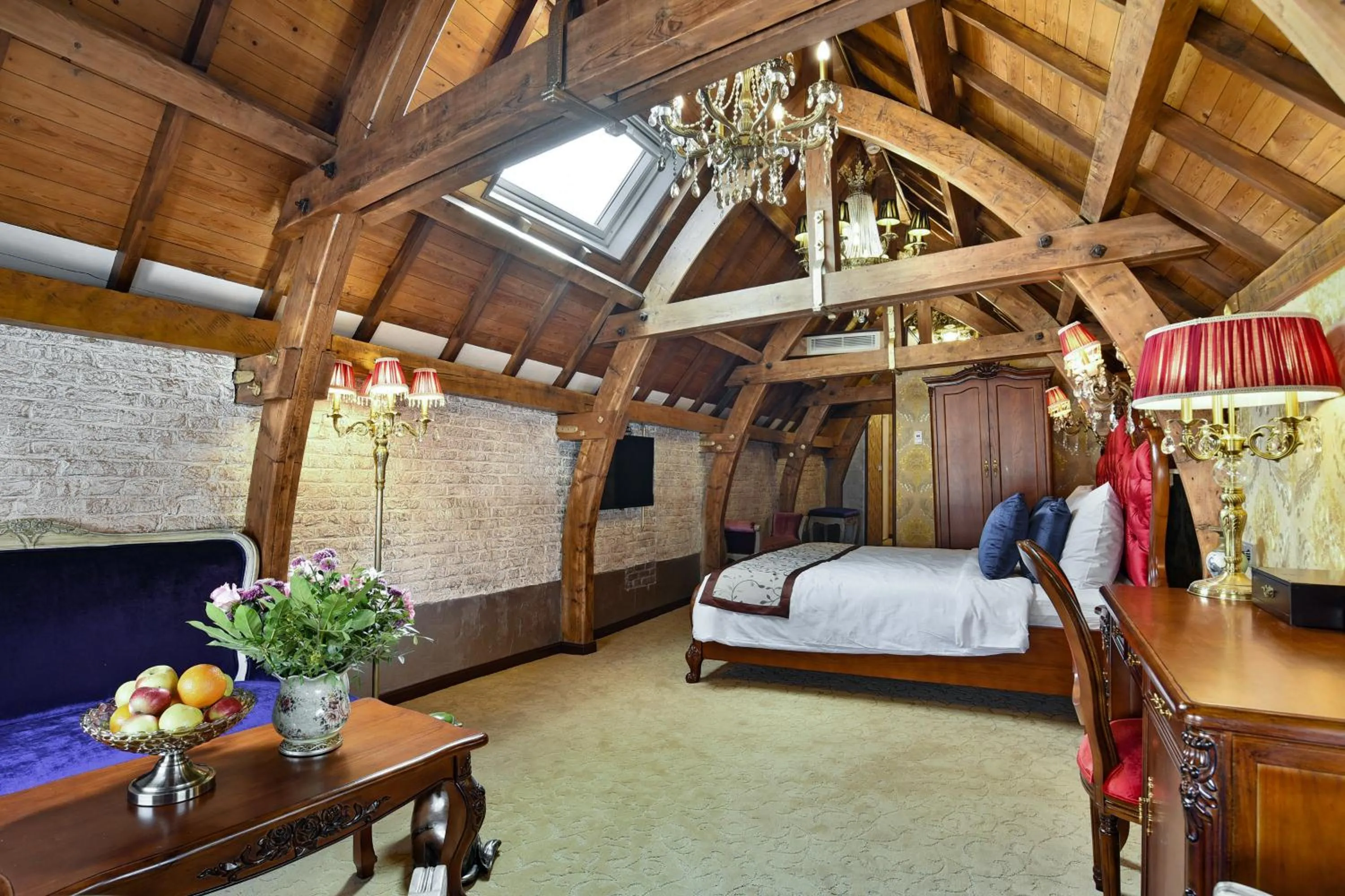 Photo of the whole room, Bed in Hotel The Stamp