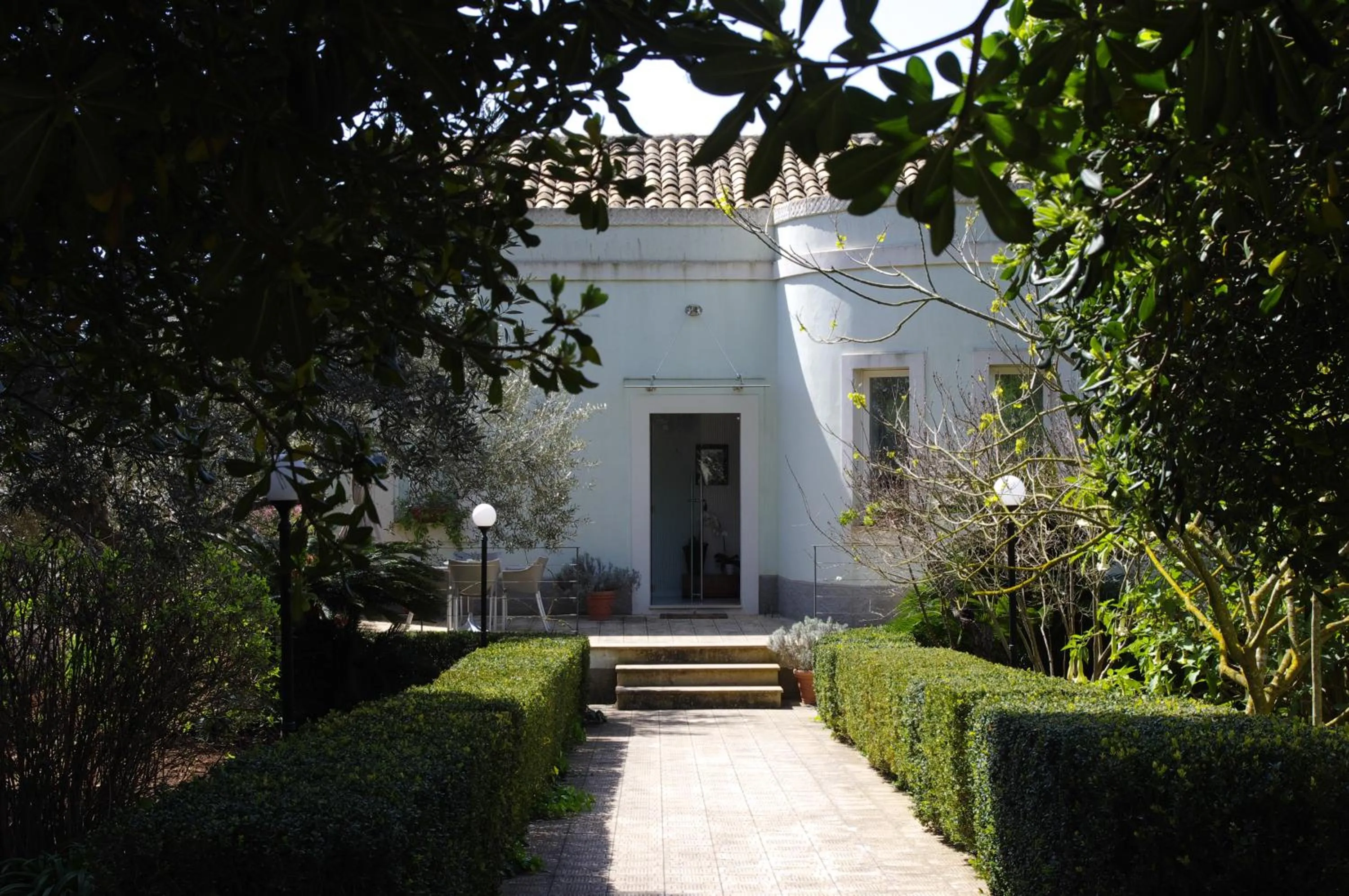 Facade/entrance in La Piccola Locanda