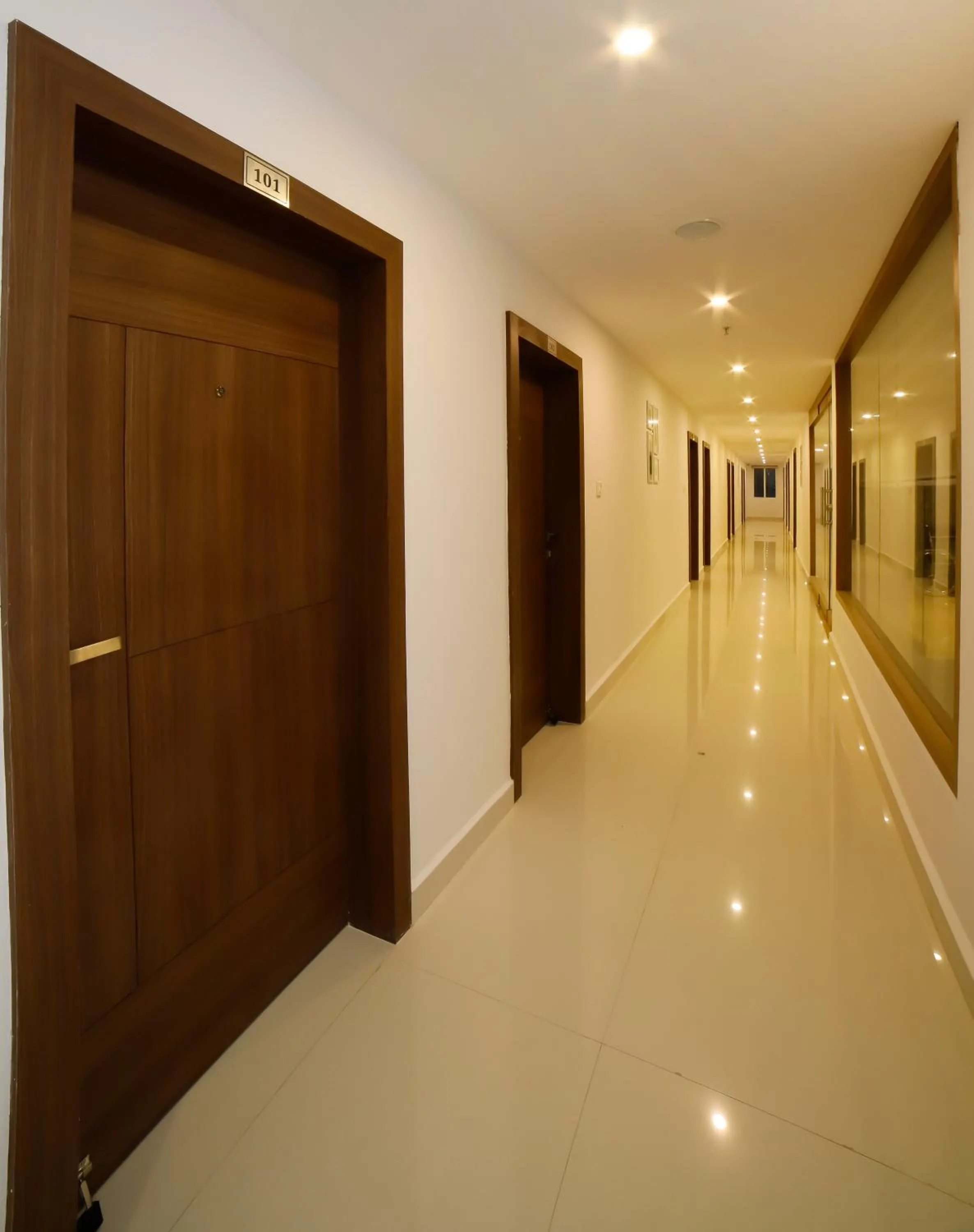 Property building in VEETEE MID TOWN