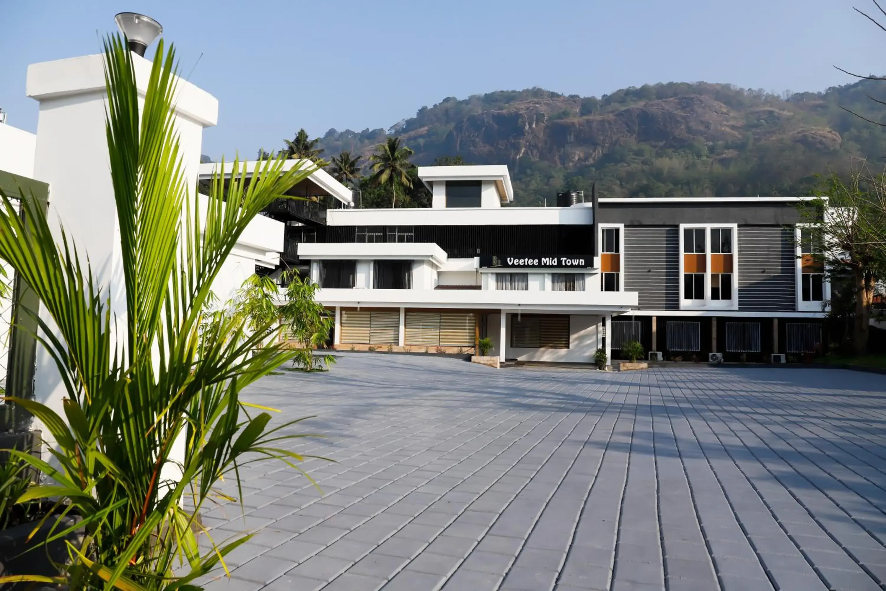 Property building in VEETEE MID TOWN Property building in VEETEE MID TOWN