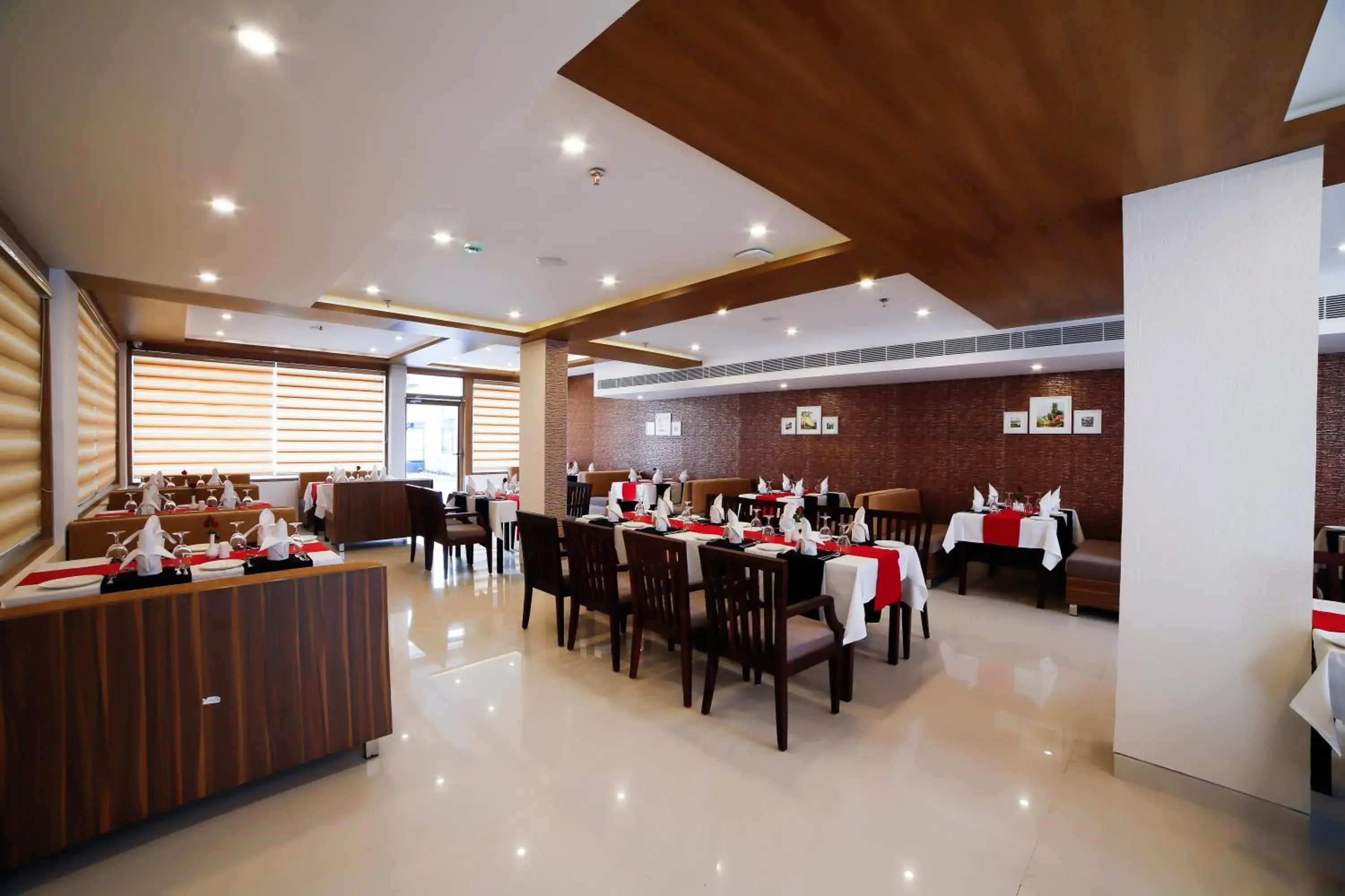 Property building in VEETEE MID TOWN Property building in VEETEE MID TOWN