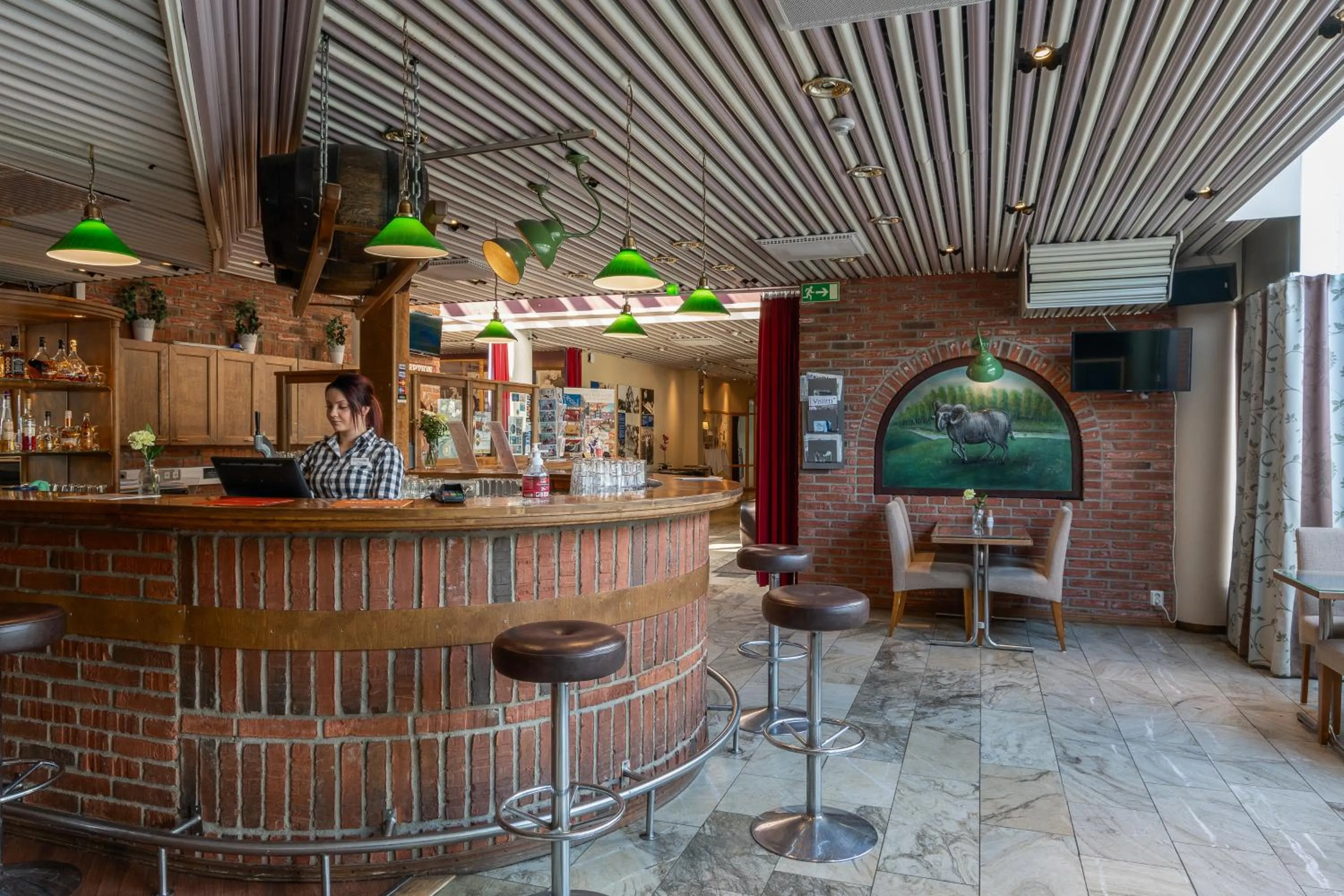 Restaurant/places to eat in Hotel Kurikka