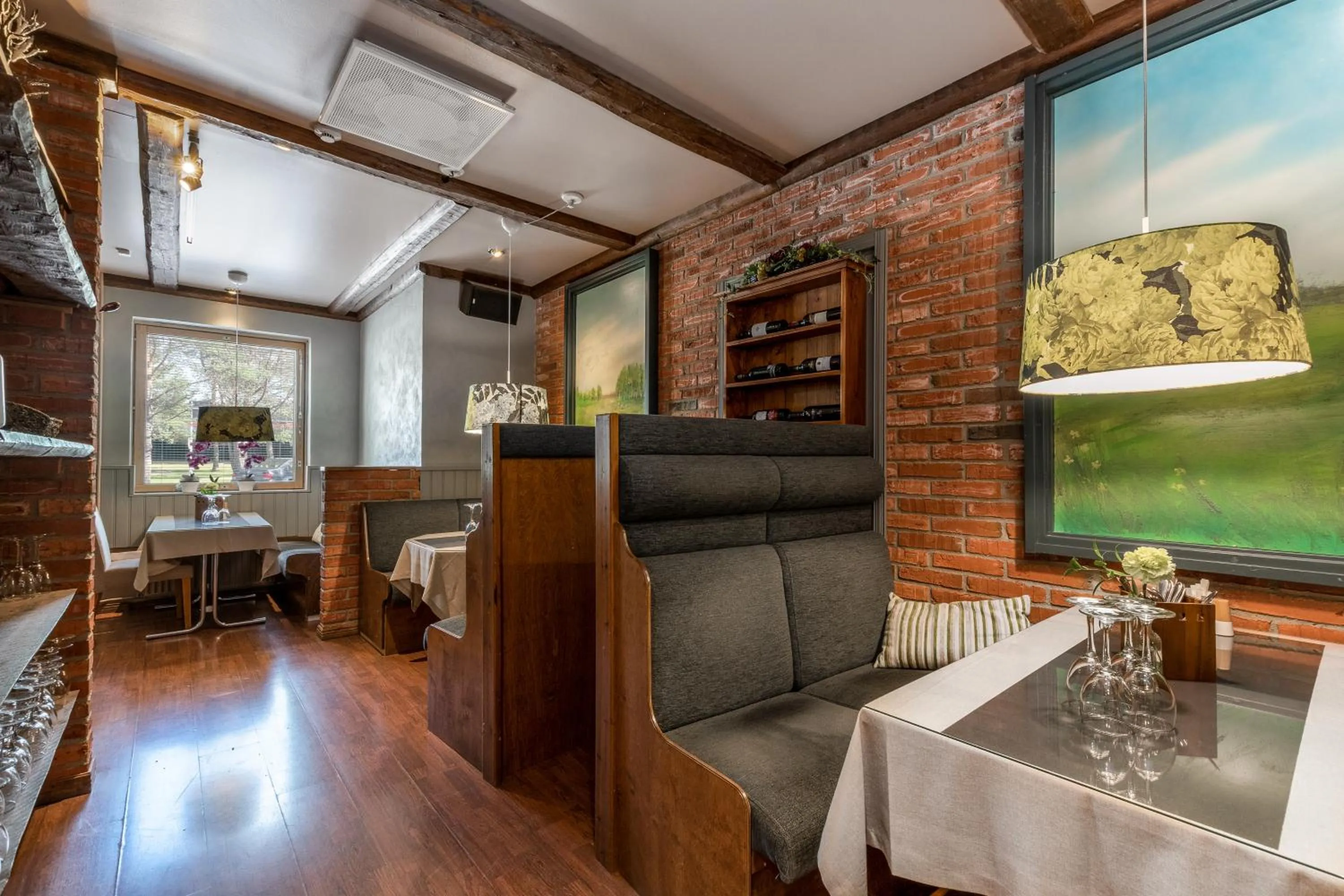 Restaurant/places to eat in Hotel Kurikka