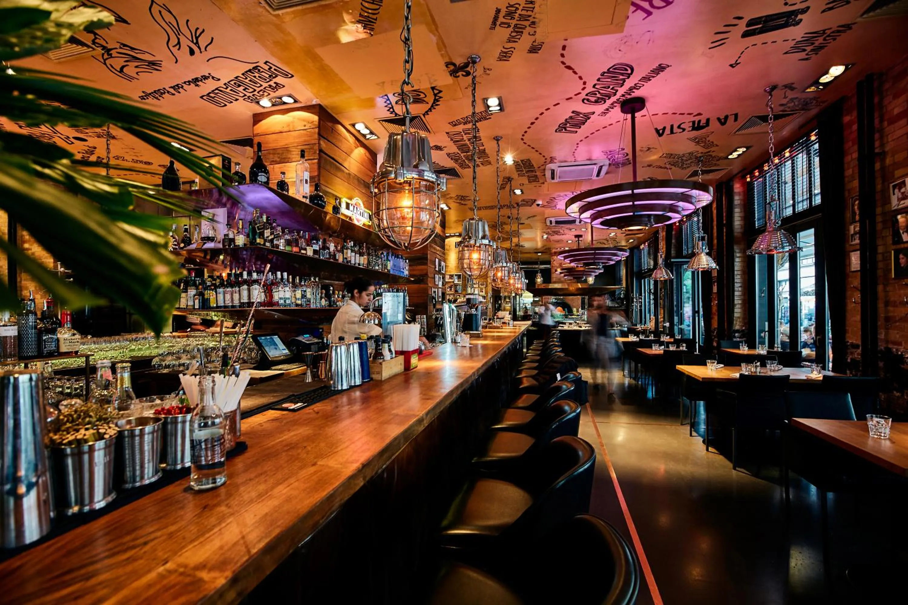 Restaurant/places to eat in TG Hotel Apartments Budapest