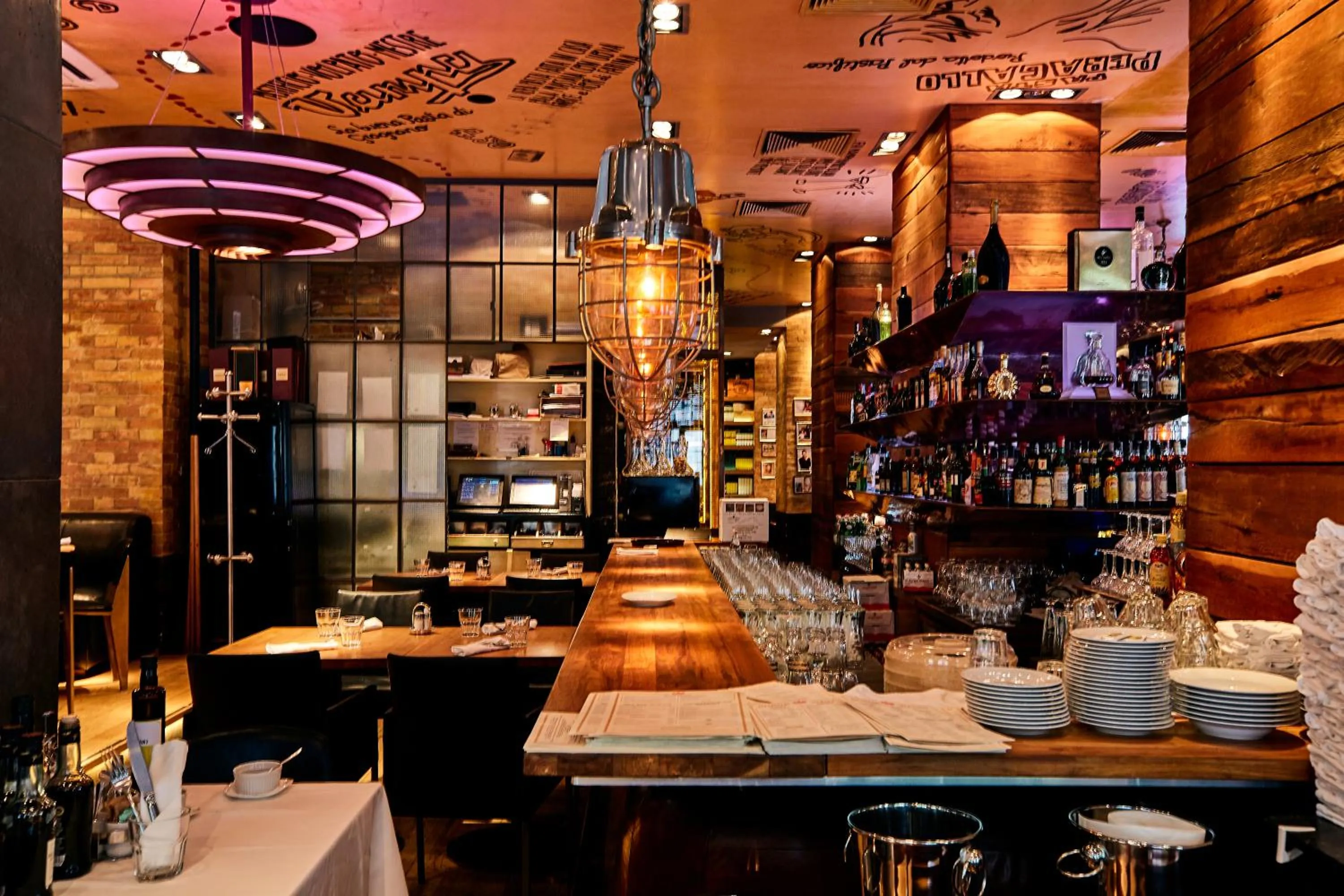 Restaurant/places to eat in TG Hotel Apartments Budapest