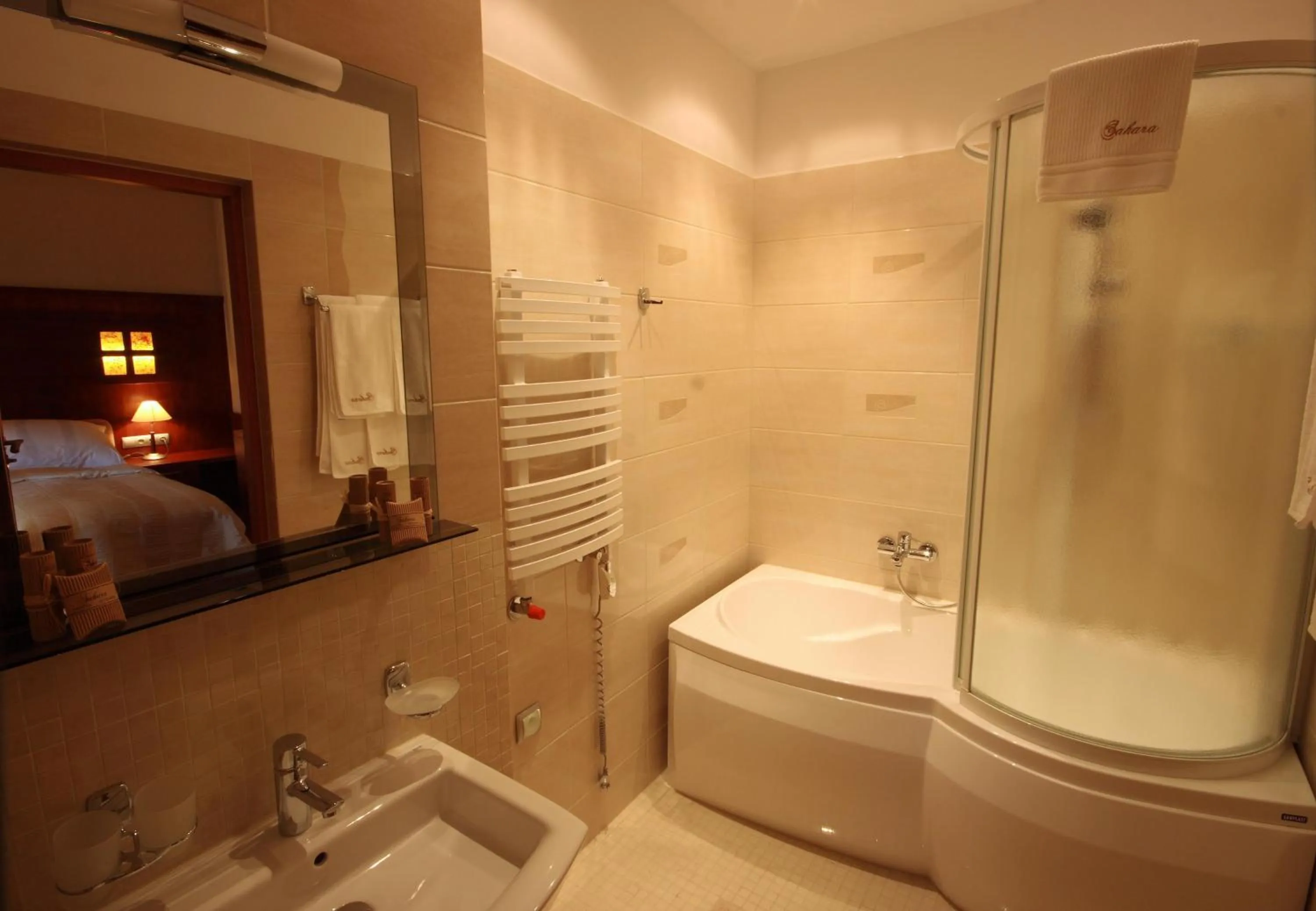 Bathroom in Hotel Sahara