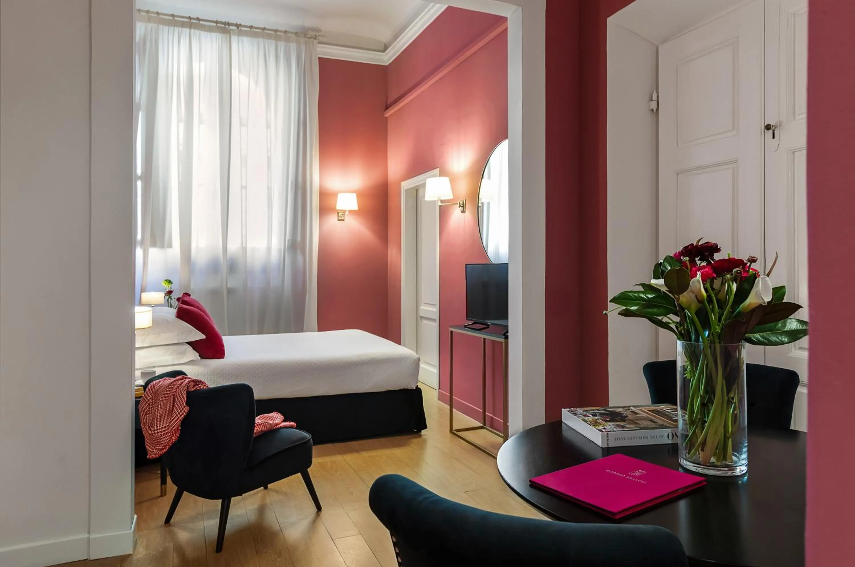 Photo of the whole room, Bed in Palazzo Branchi