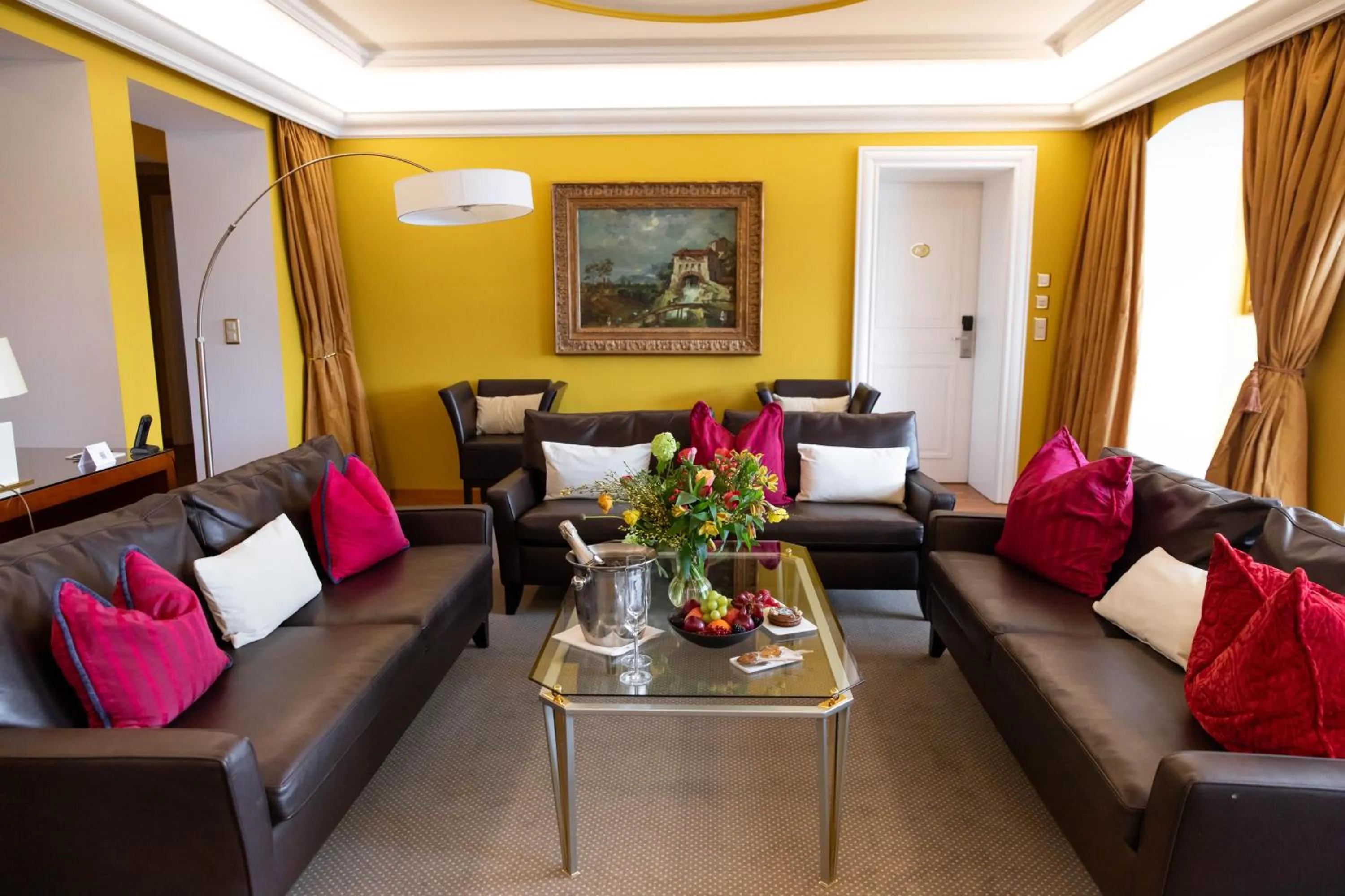 Living room in Le Mirador Resort & Spa