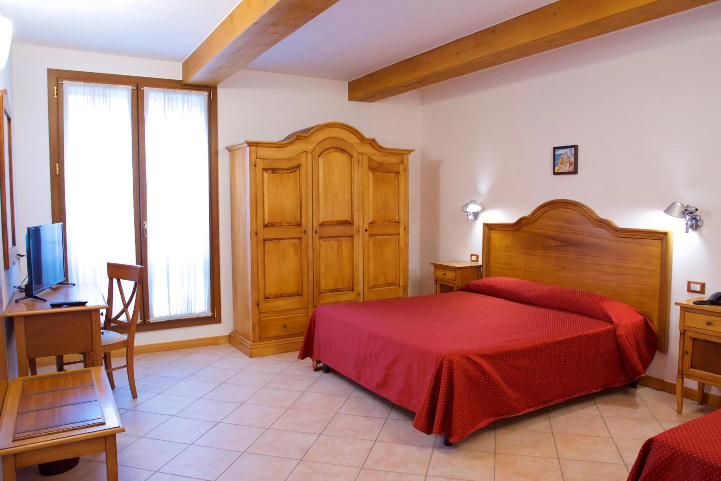 View (from property/room), Bed in Hotel Casanova