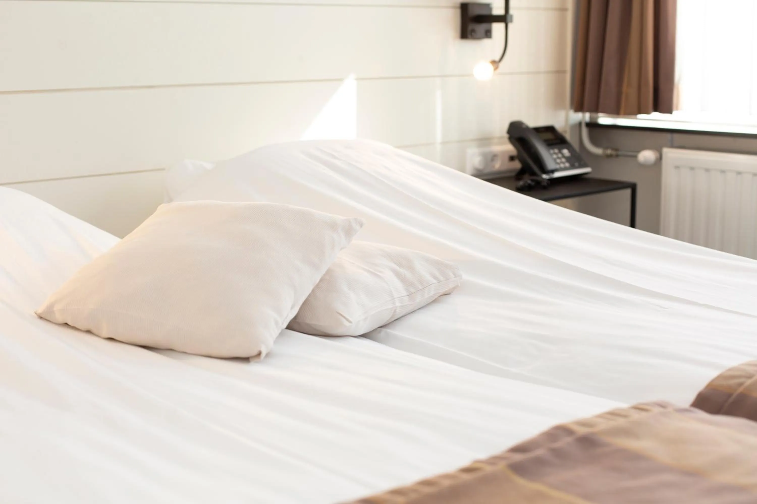 Bedroom, Bed in Restaurant-Hotel de Watergeus