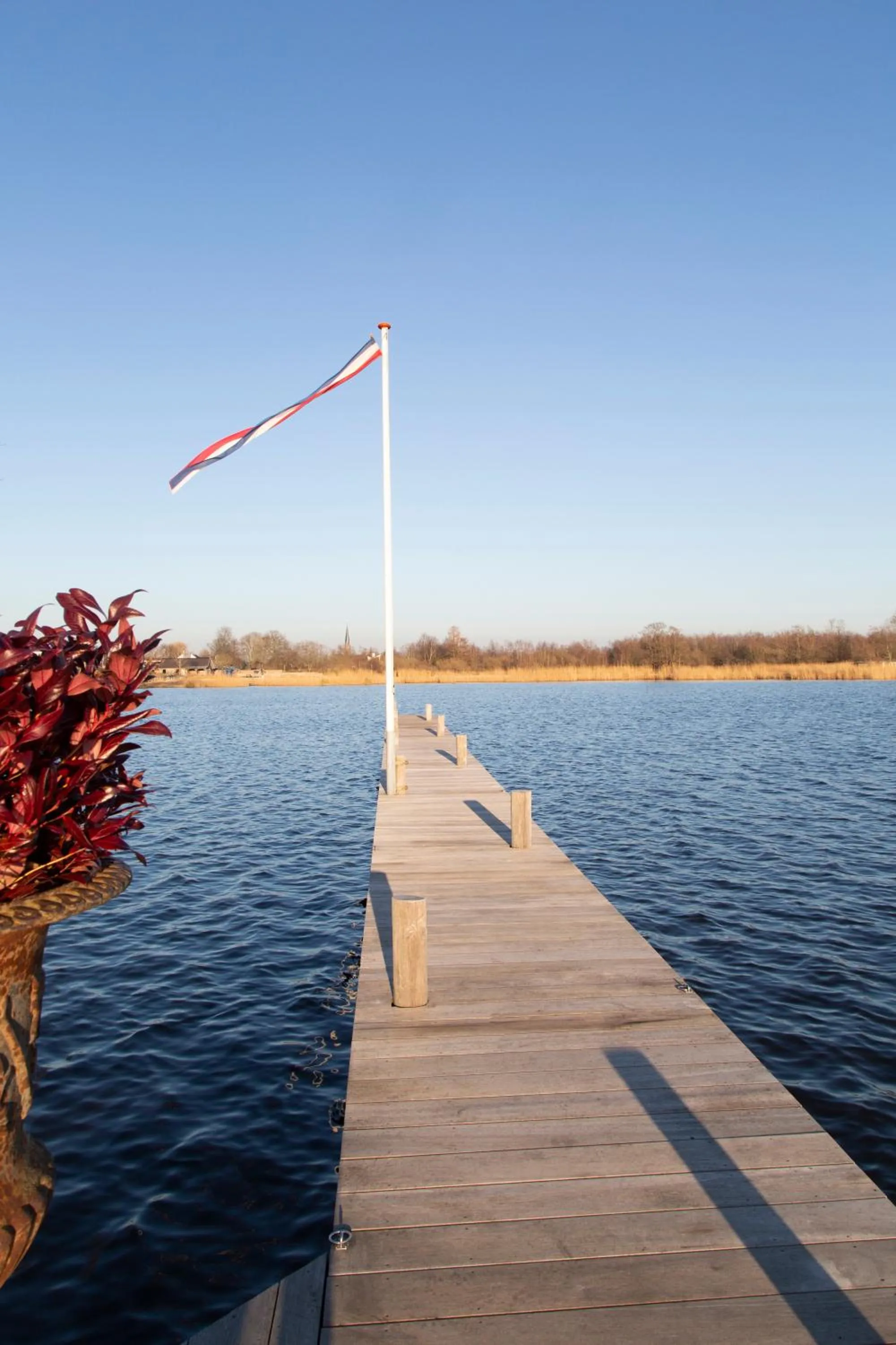 Lake view in Restaurant-Hotel de Watergeus