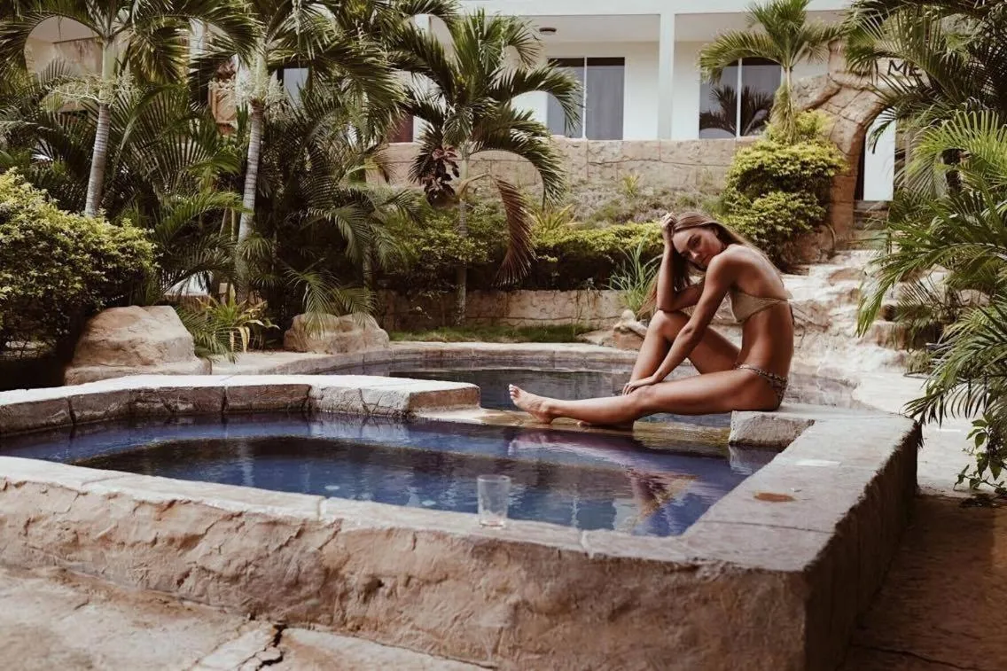 ME Hotel & Villas - Montañita Estates