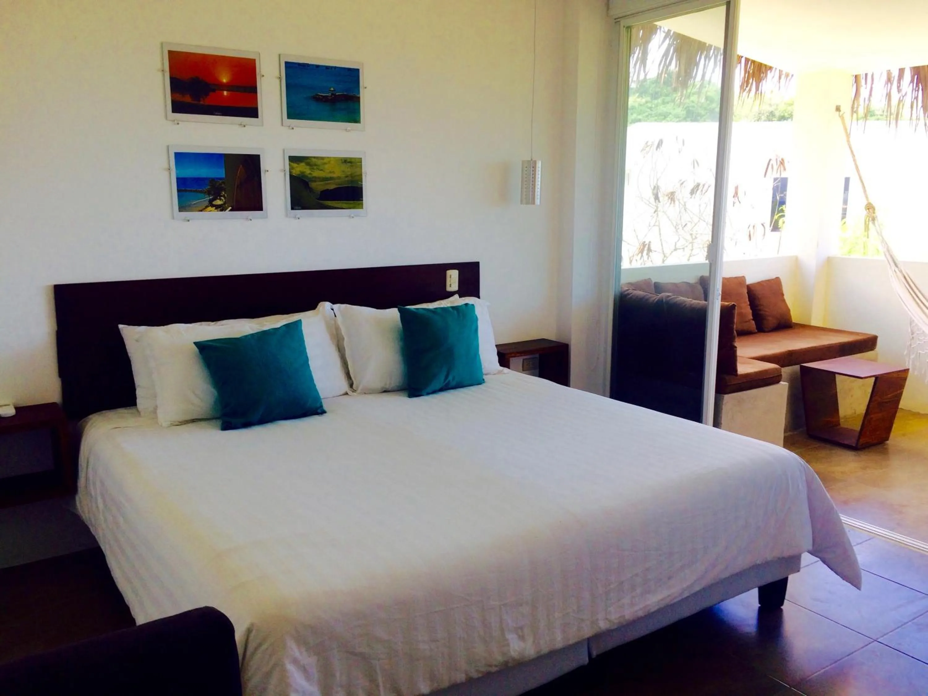 Photo of the whole room, Bed in ME Hotel & Villas - Montañita Estates