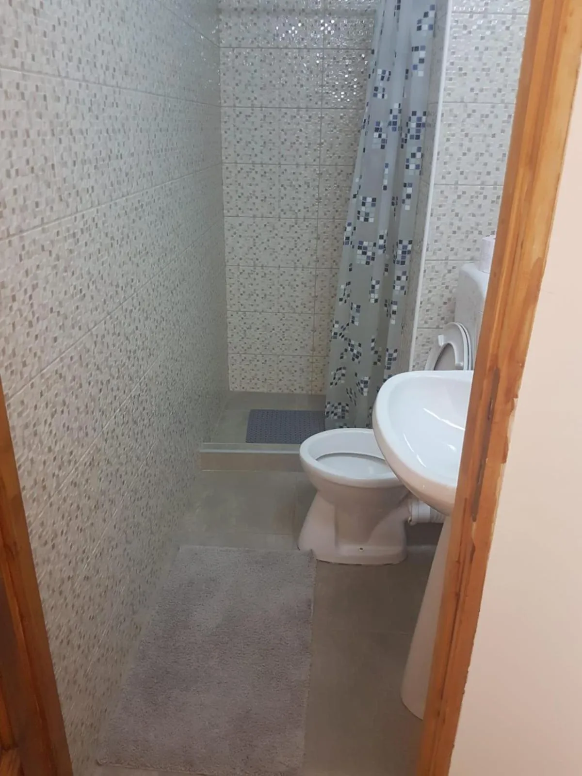 Shower in Vila Fortuna Auri