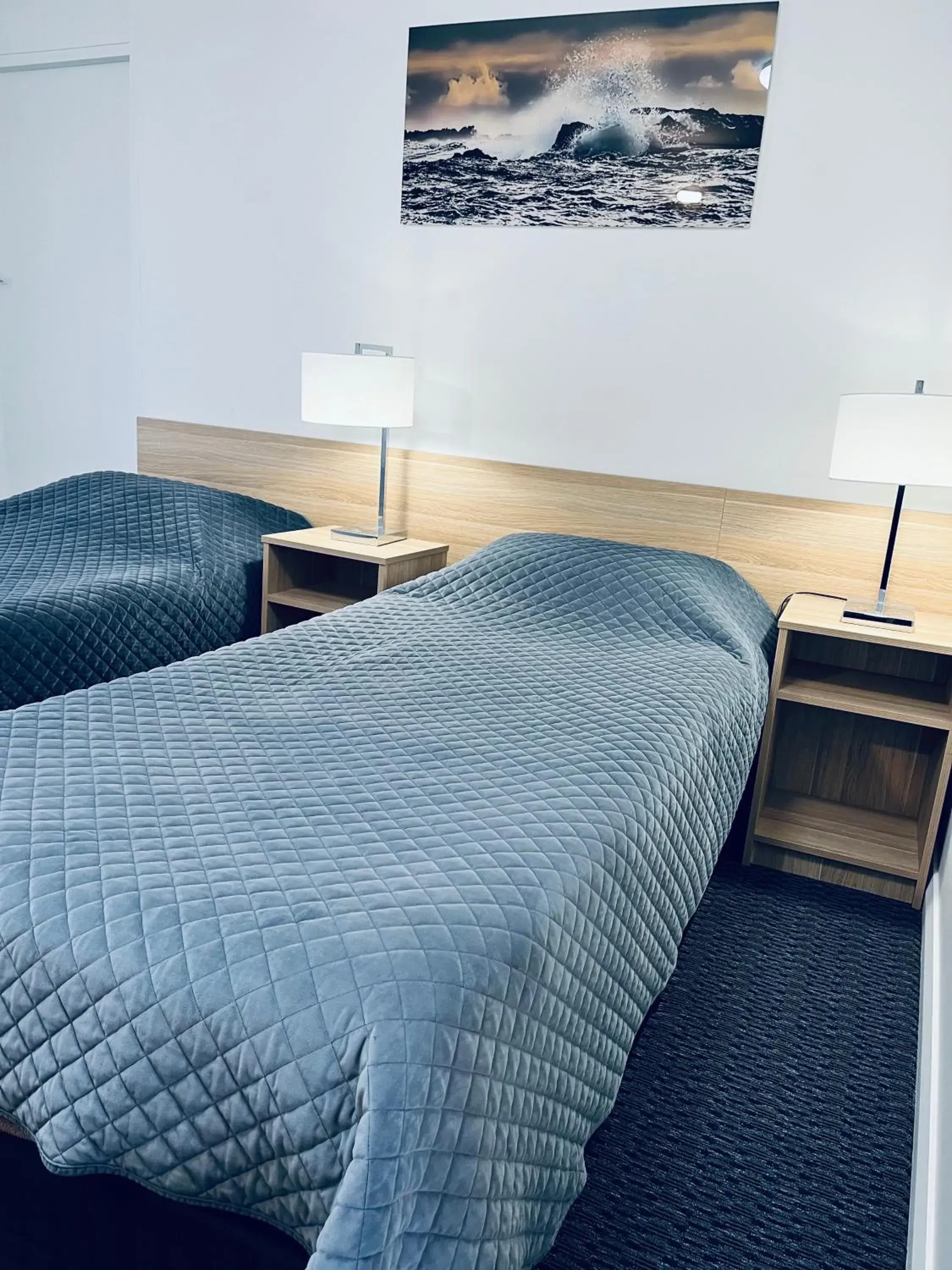 Bed in Heemskirk Motor Hotel Bed in Heemskirk Motor Hotel