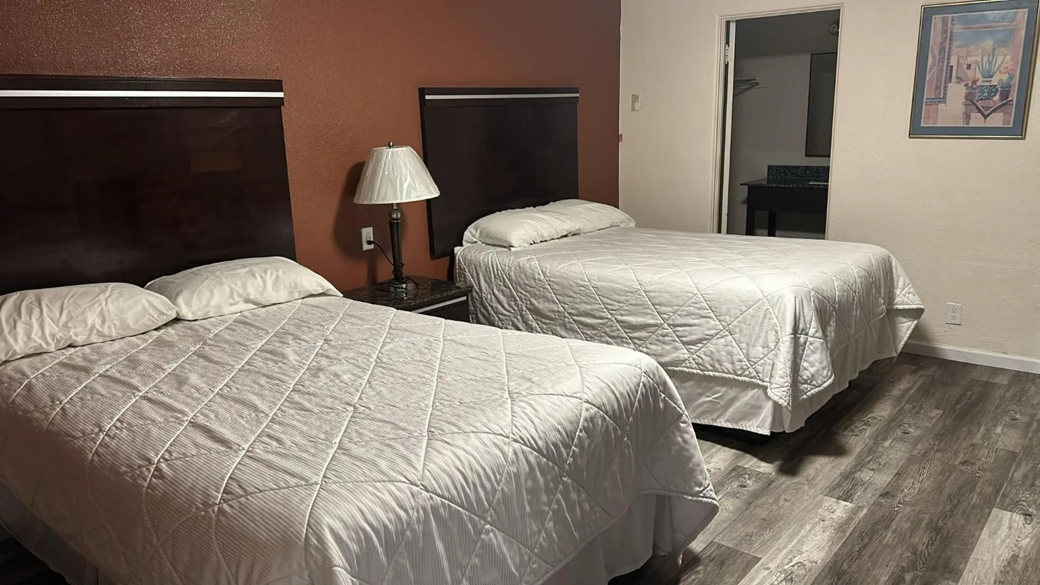 Bed in Deluxe Inn Of Roswell